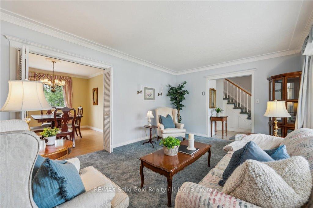 Photo 10 of 199 Bellehaven Drive, Waterloo — HOMEH