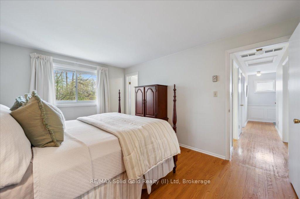 Photo 23 of 199 Bellehaven Drive, Waterloo — HOMEH