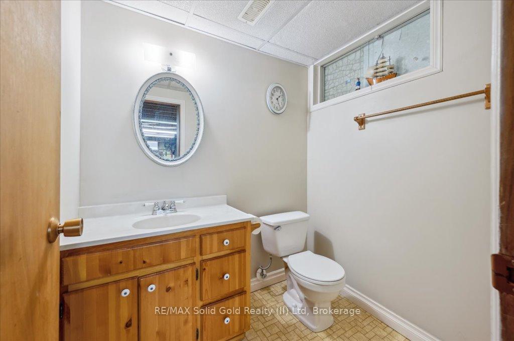 Photo 34 of 199 Bellehaven Drive, Waterloo — HOMEH