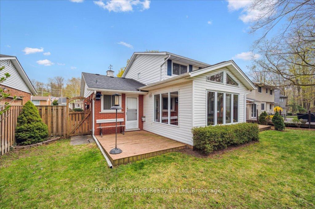Photo 39 of 199 Bellehaven Drive, Waterloo — HOMEH