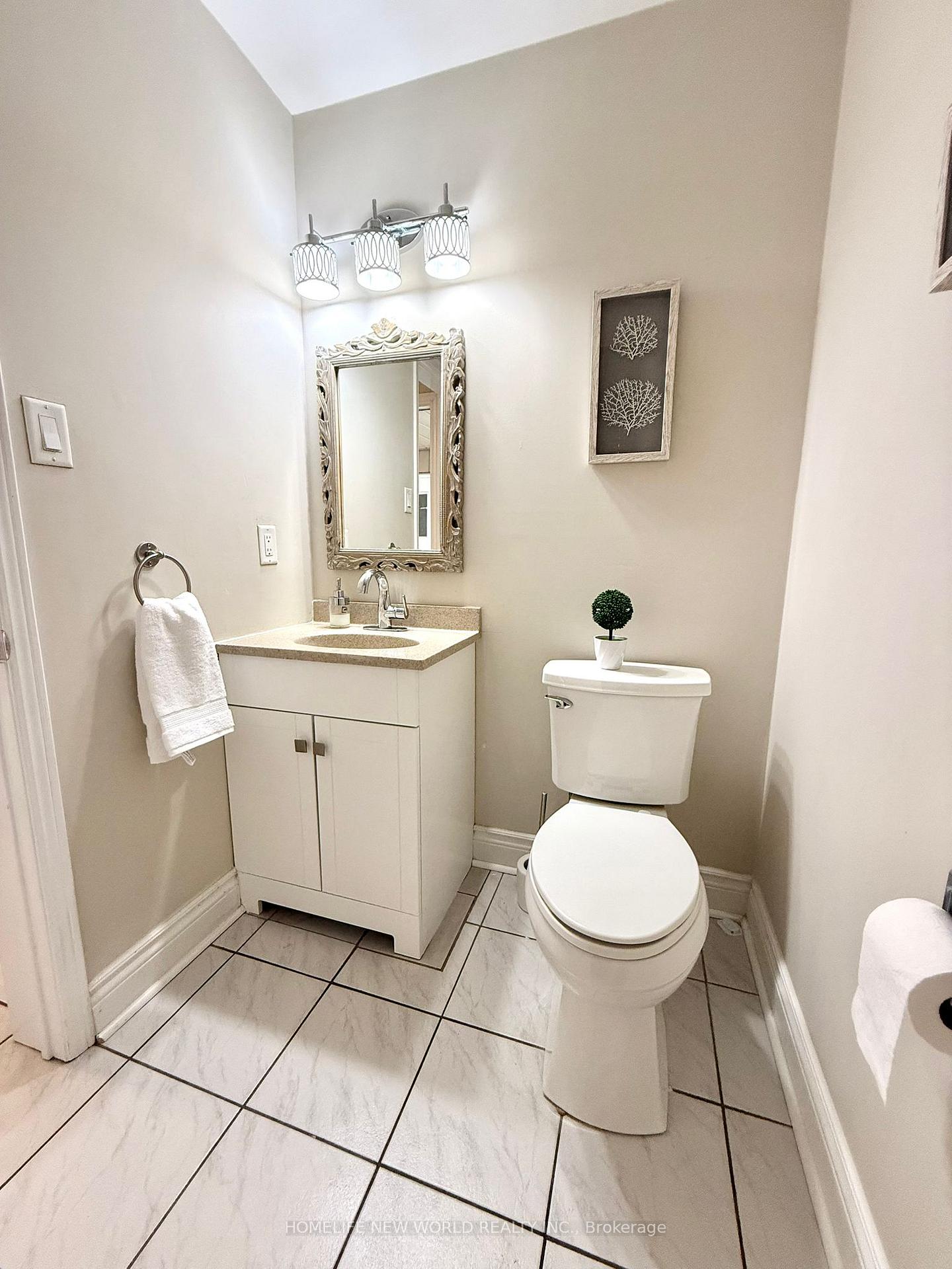 Photo 7 of 100 Bassett Boulevard, Whitby, Pringle Creek — HOMEH