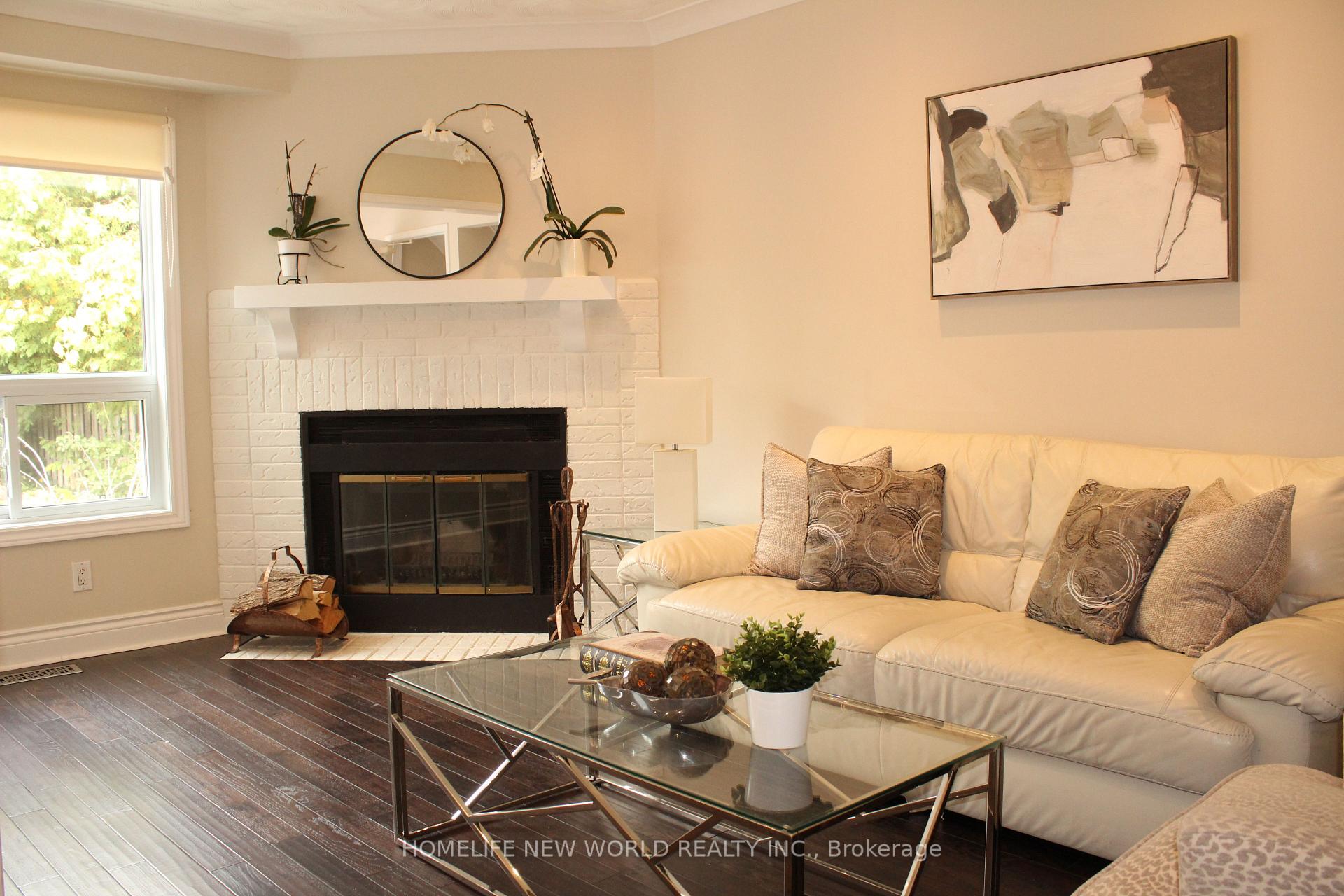 Photo 14 of 100 Bassett Boulevard, Whitby, Pringle Creek — HOMEH