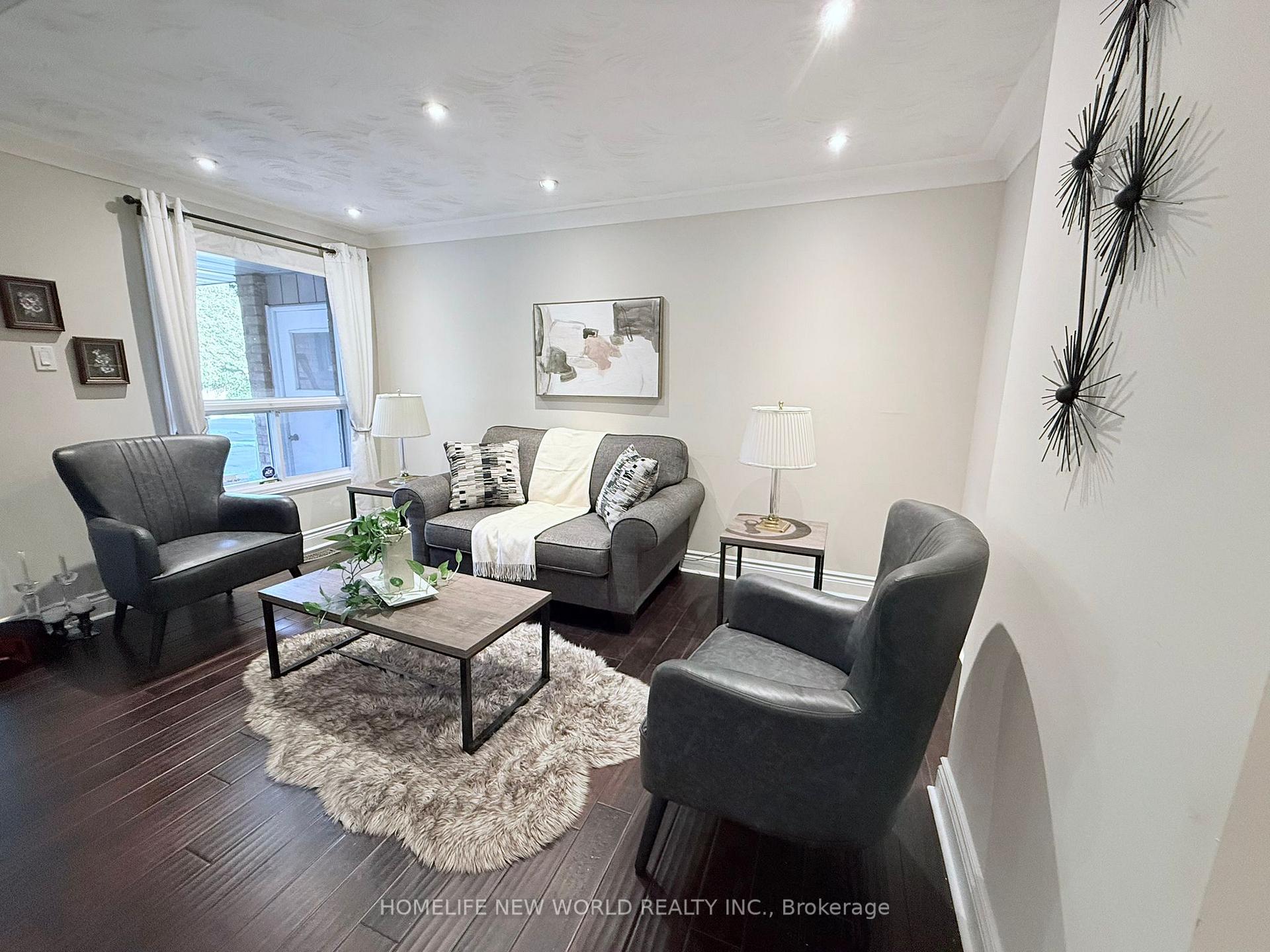 Photo 19 of 100 Bassett Boulevard, Whitby, Pringle Creek — HOMEH