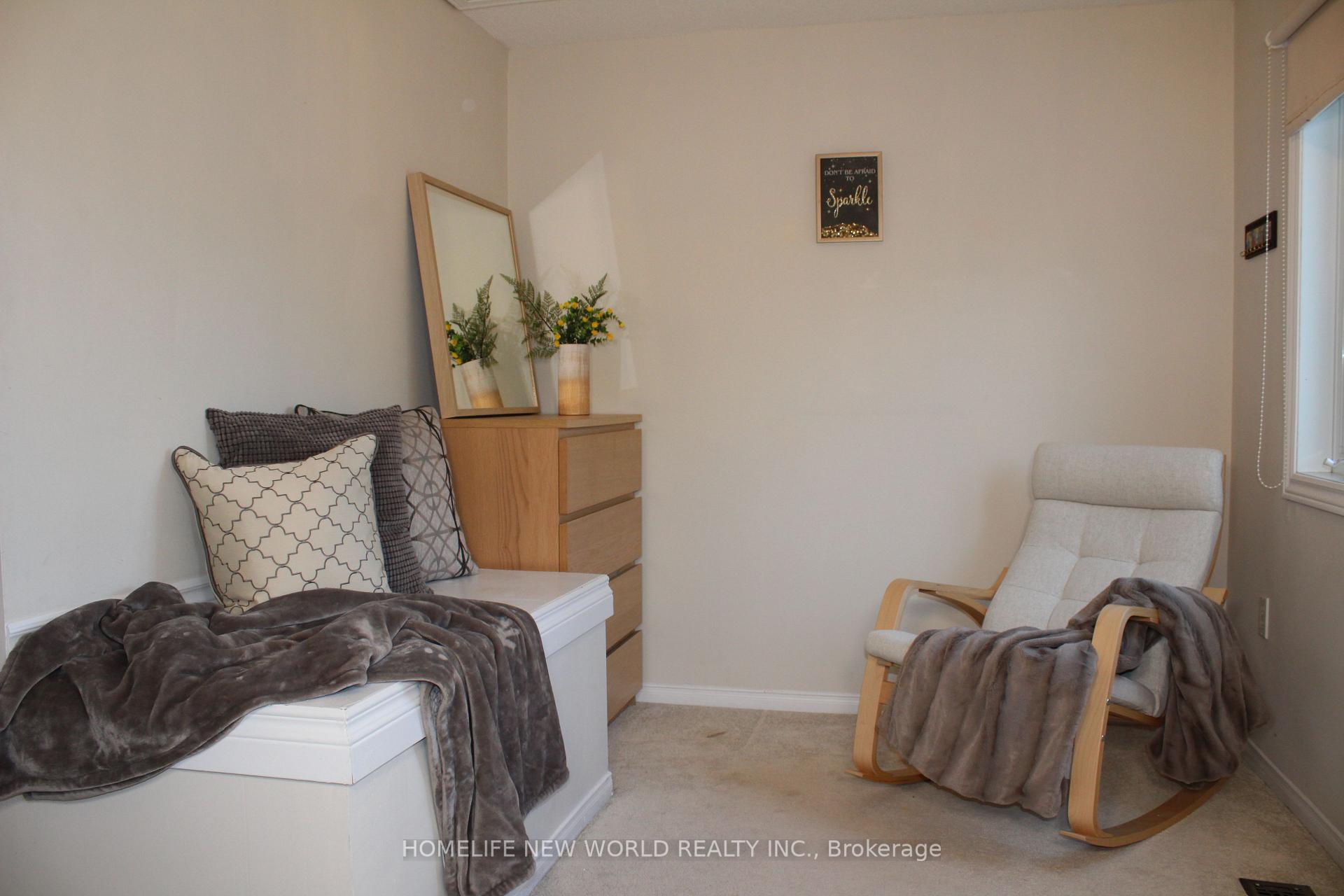 Photo 26 of 100 Bassett Boulevard, Whitby, Pringle Creek — HOMEH