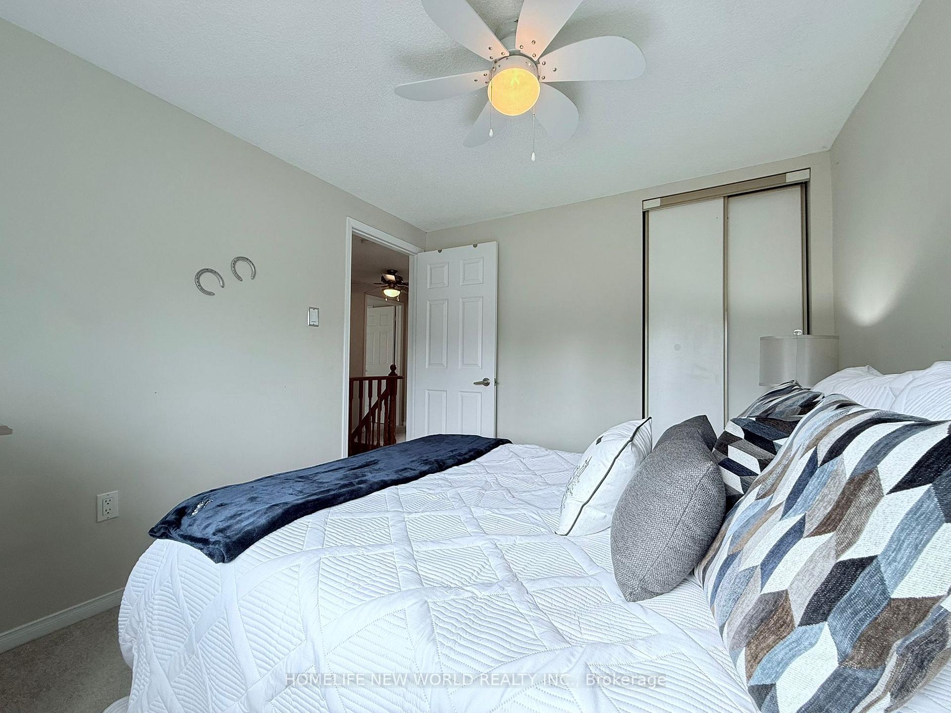 Photo 29 of 100 Bassett Boulevard, Whitby, Pringle Creek — HOMEH