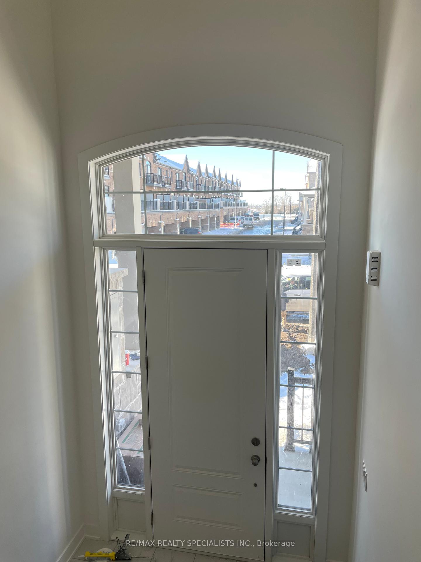 Photo 2 of 73 Dorian Drive, Whitby, Williamsburg — HOMEH