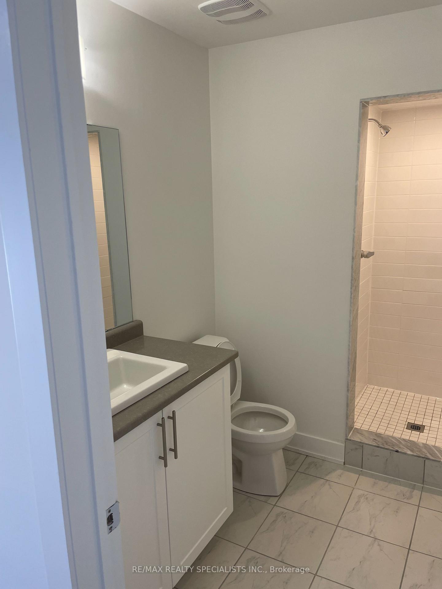 Photo 10 of 73 Dorian Drive, Whitby, Williamsburg — HOMEH