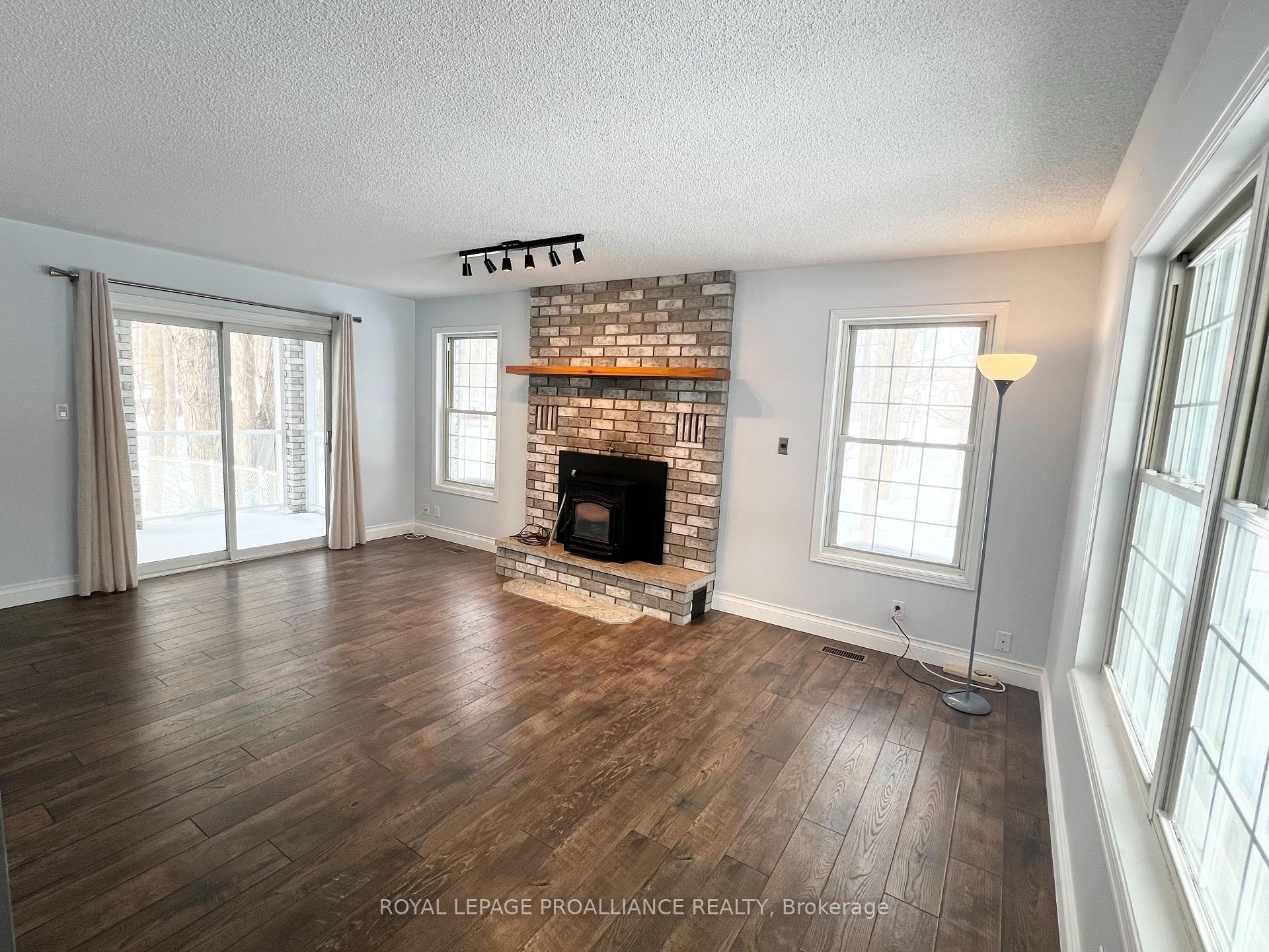 Photo 3 of 26 Smith Road, Belleville, Thurlow Ward — HOMEH