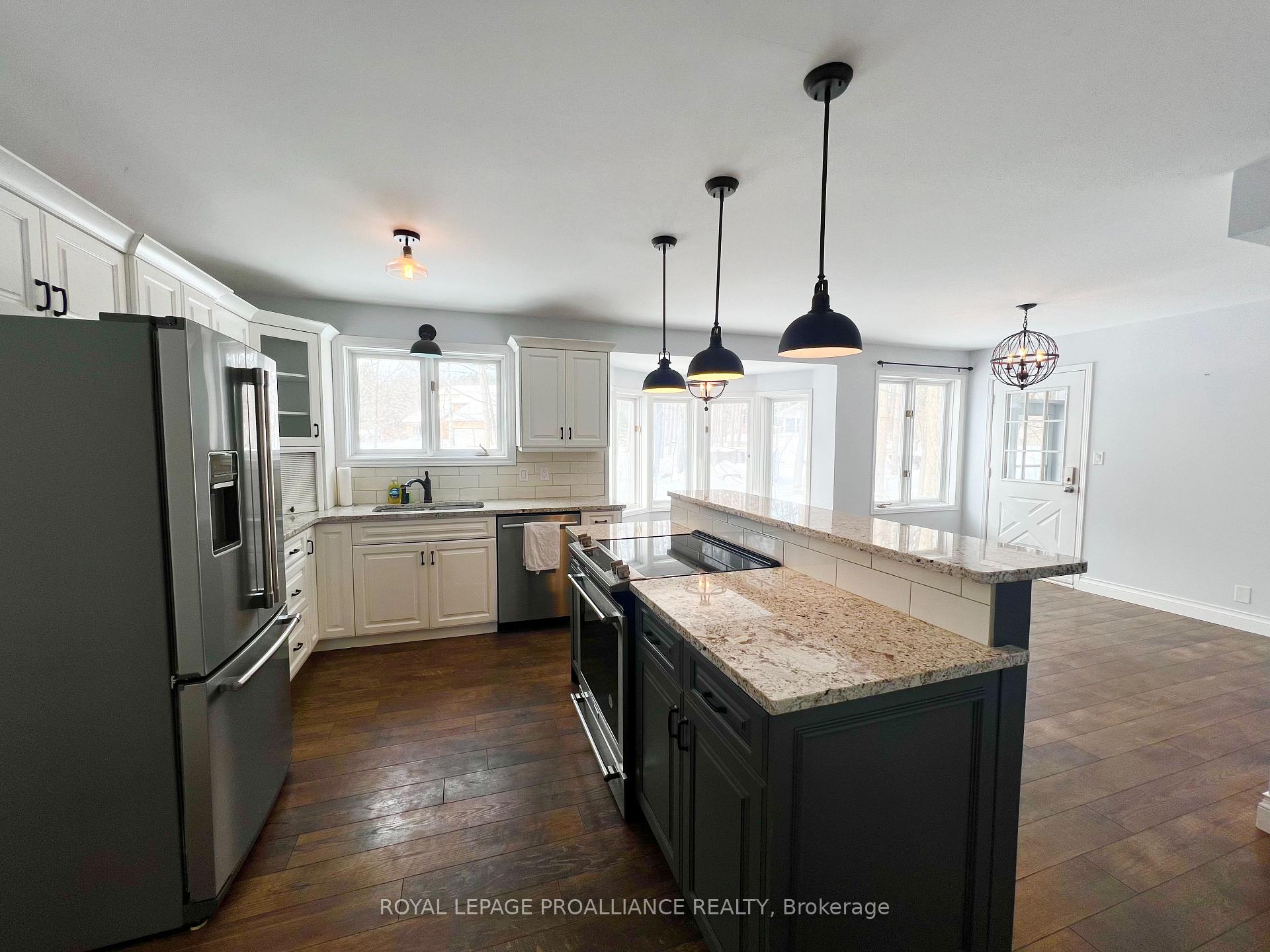 Photo 5 of 26 Smith Road, Belleville, Thurlow Ward — HOMEH