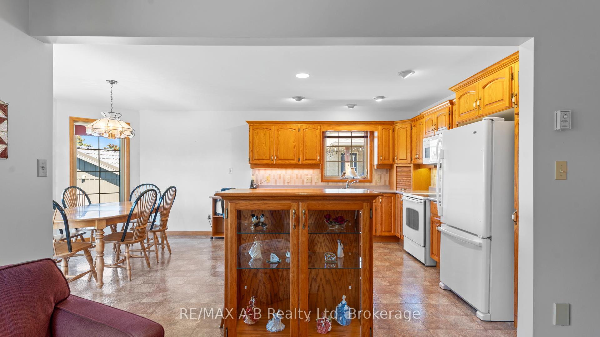 Photo 11 of 198 Wimpole Street, West Perth, Mitchell — HOMEH