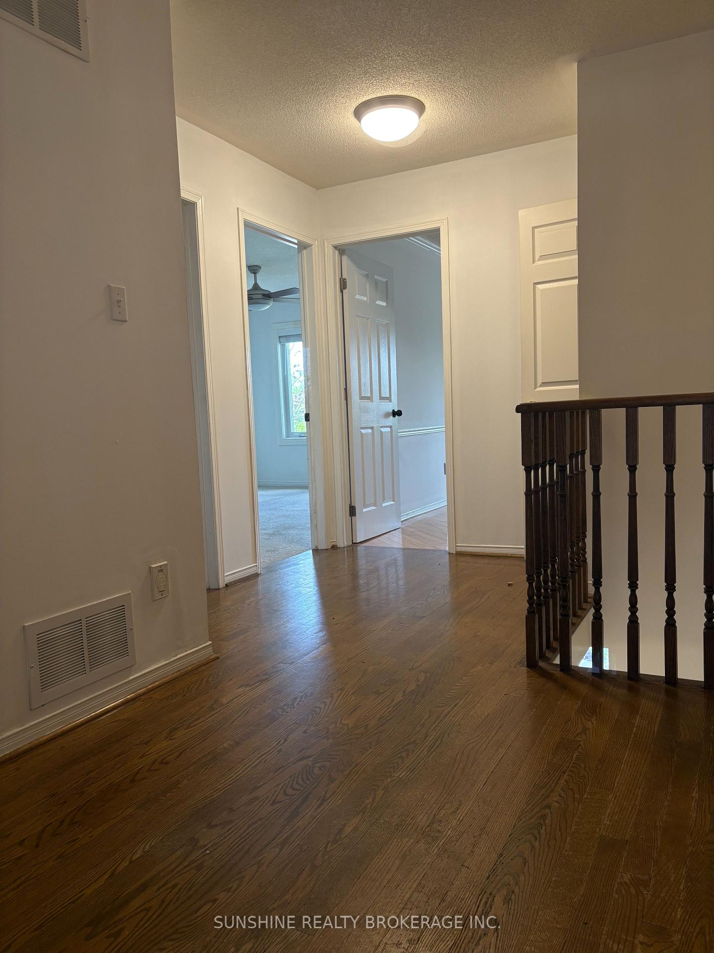 Photo 26 of 45 Eric Clarke Drive, Whitby, Rolling Acres — HOMEH