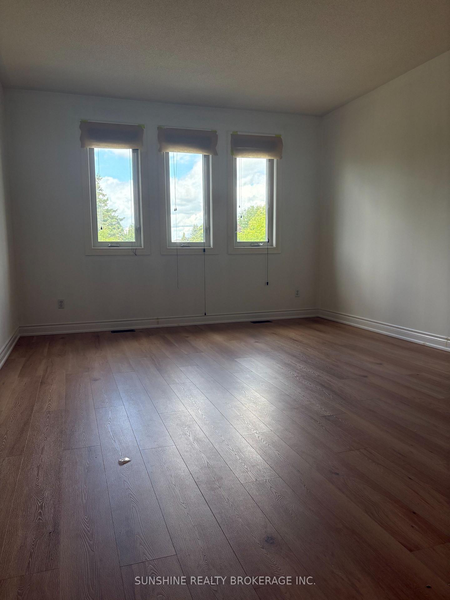 Photo 8 of 45 Eric Clarke Drive, Whitby, Rolling Acres — HOMEH