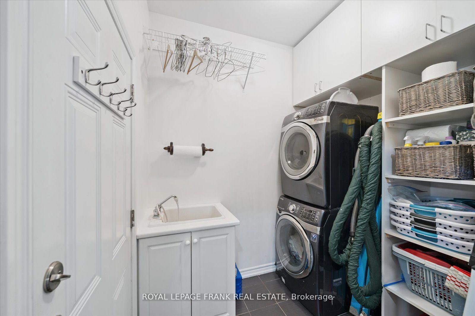 Photo 34 of 24 Burning Springs Place, Whitby, Brooklin — HOMEH