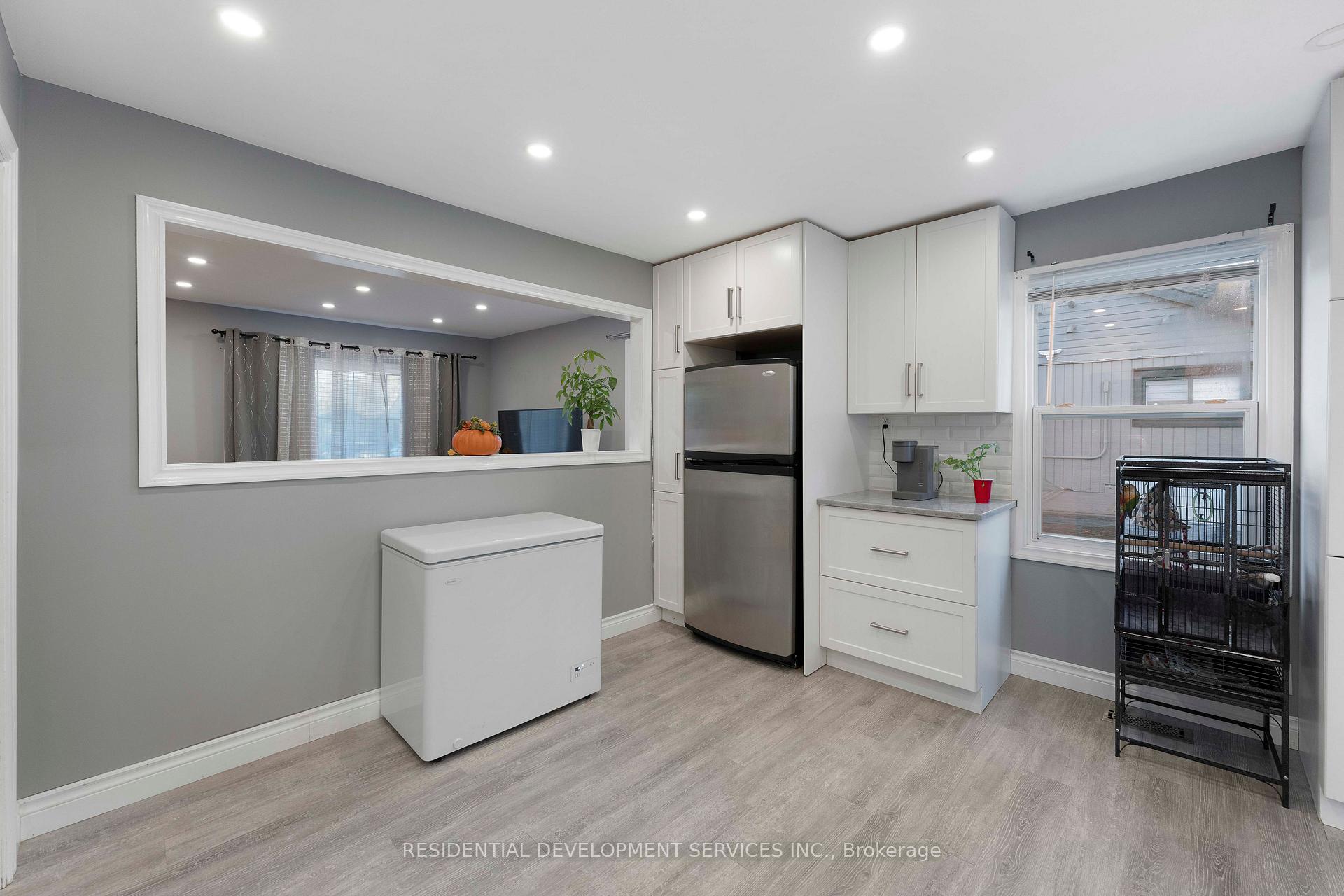 Photo 14 of 4 Nelson Avenue, Ajax, Central — HOMEH
