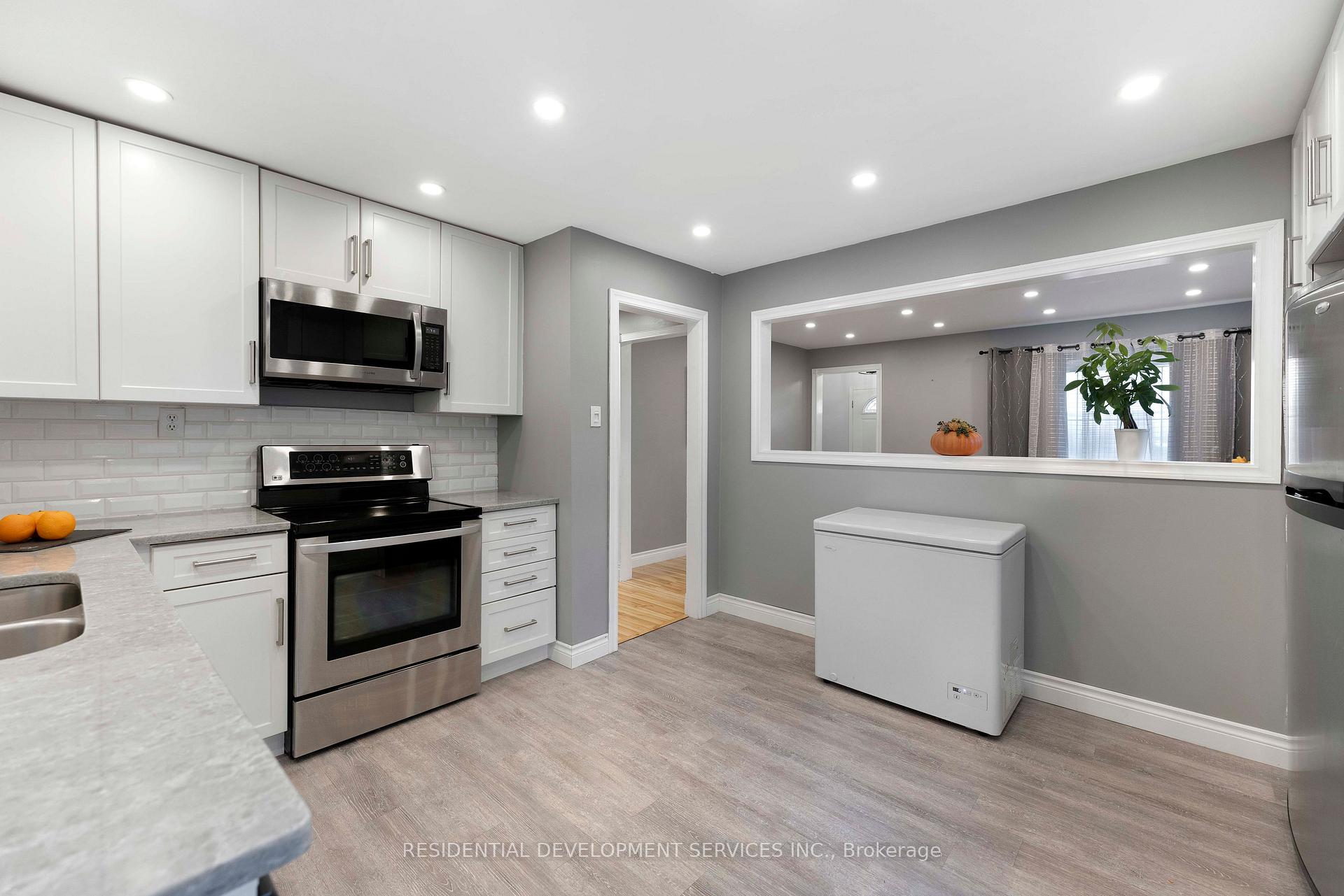 Photo 21 of 4 Nelson Avenue, Ajax, Central — HOMEH