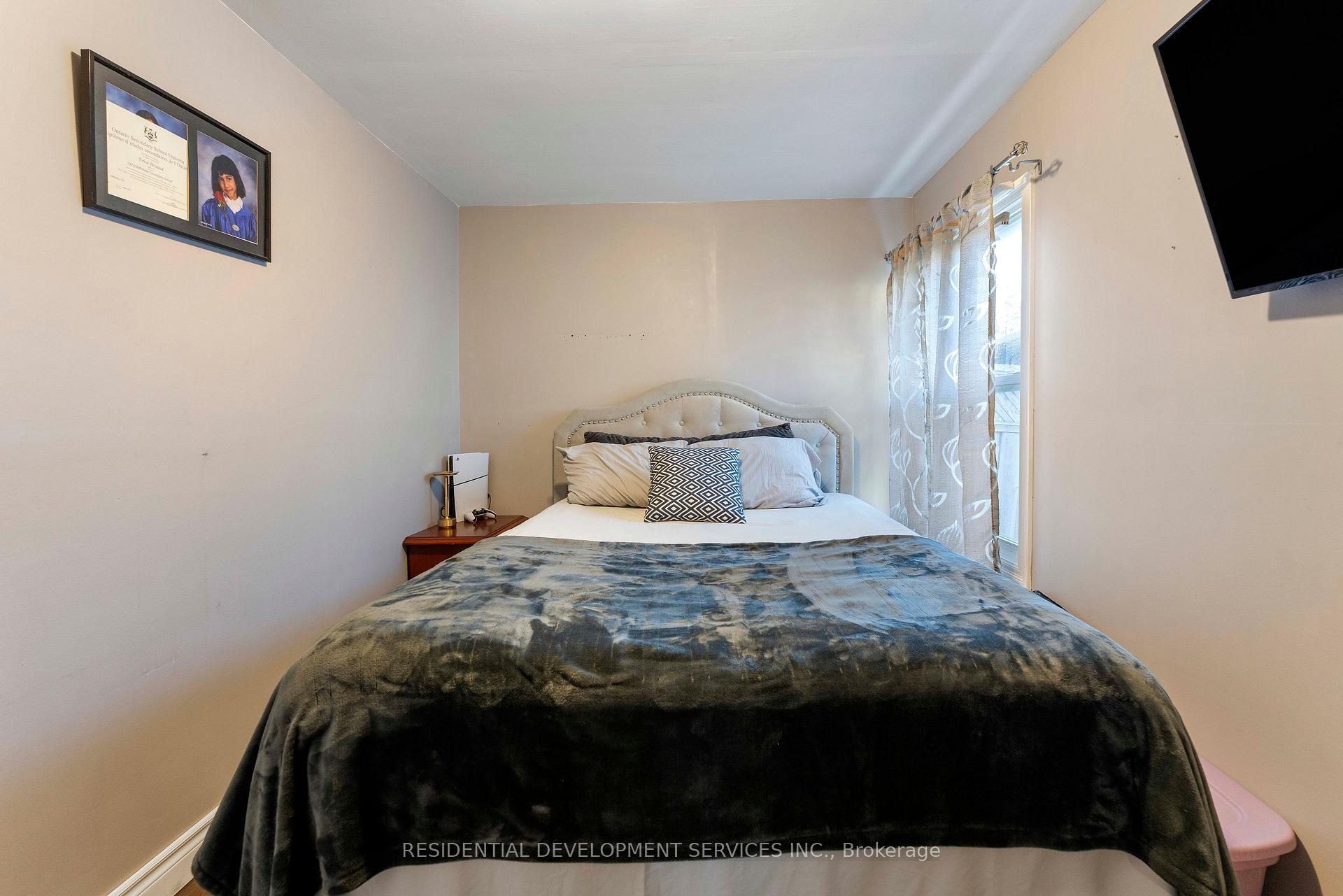 Photo 26 of 4 Nelson Avenue, Ajax, Central — HOMEH
