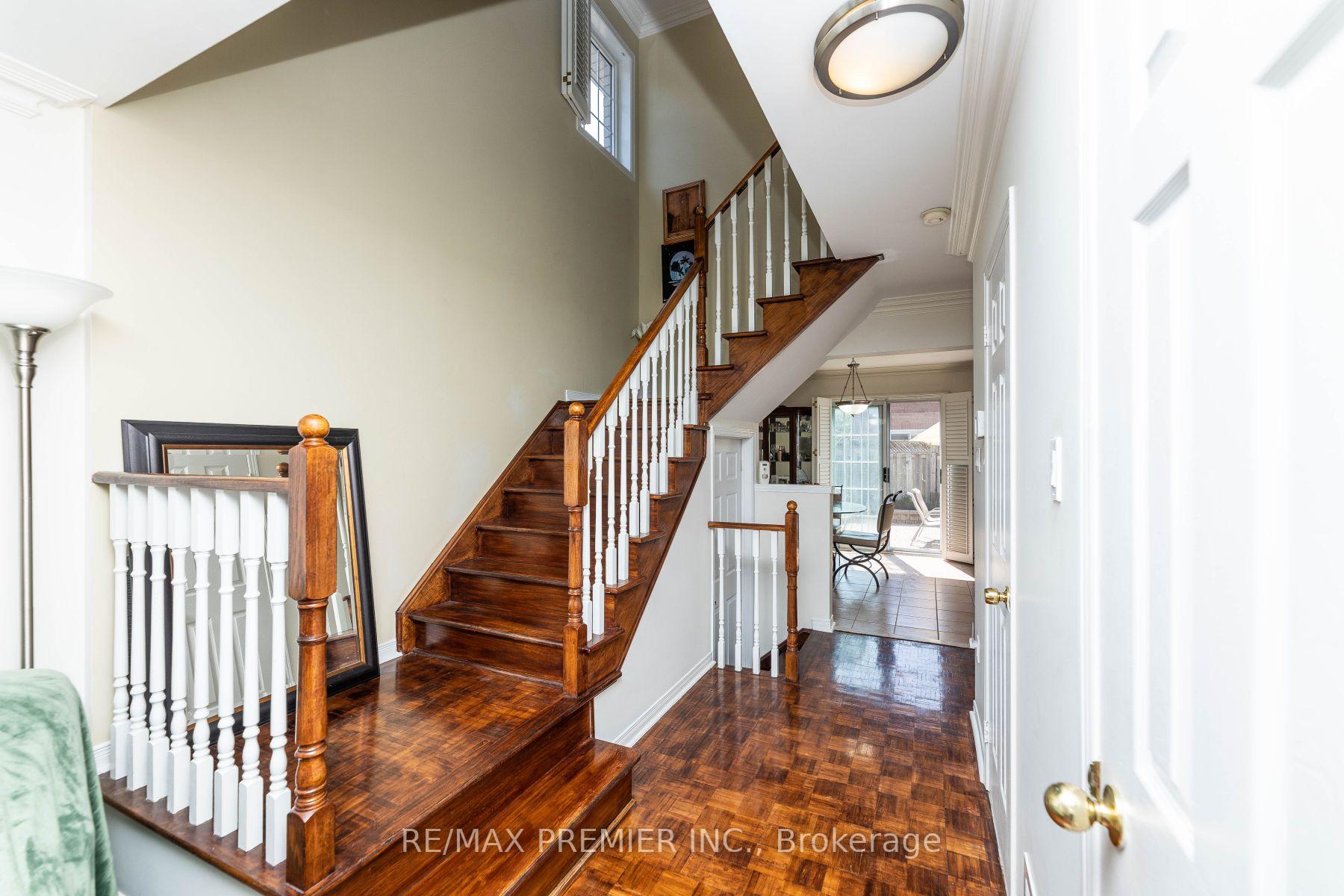 Photo 6 of Unit Upper, 56 Bologna Road, Vaughan, Vellore Village — HOMEH