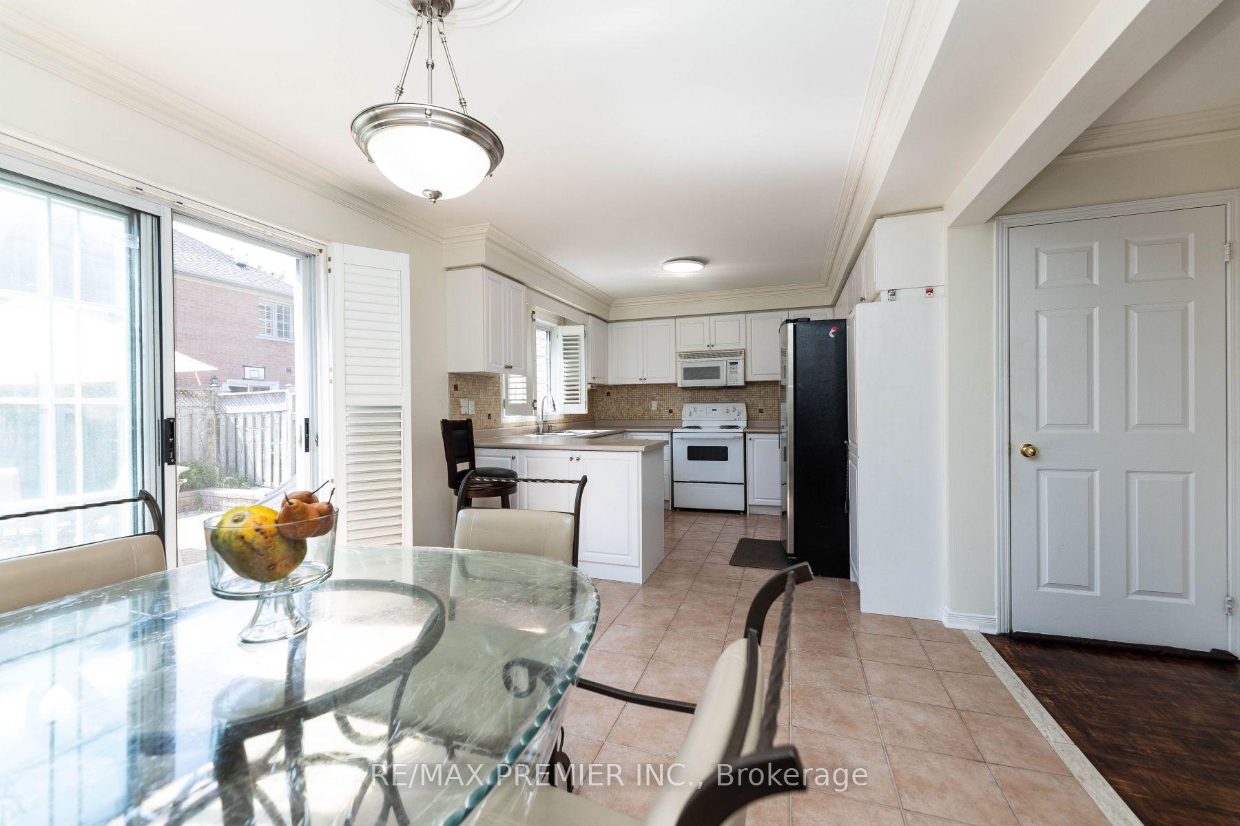 Photo 13 of Unit Upper, 56 Bologna Road, Vaughan, Vellore Village — HOMEH