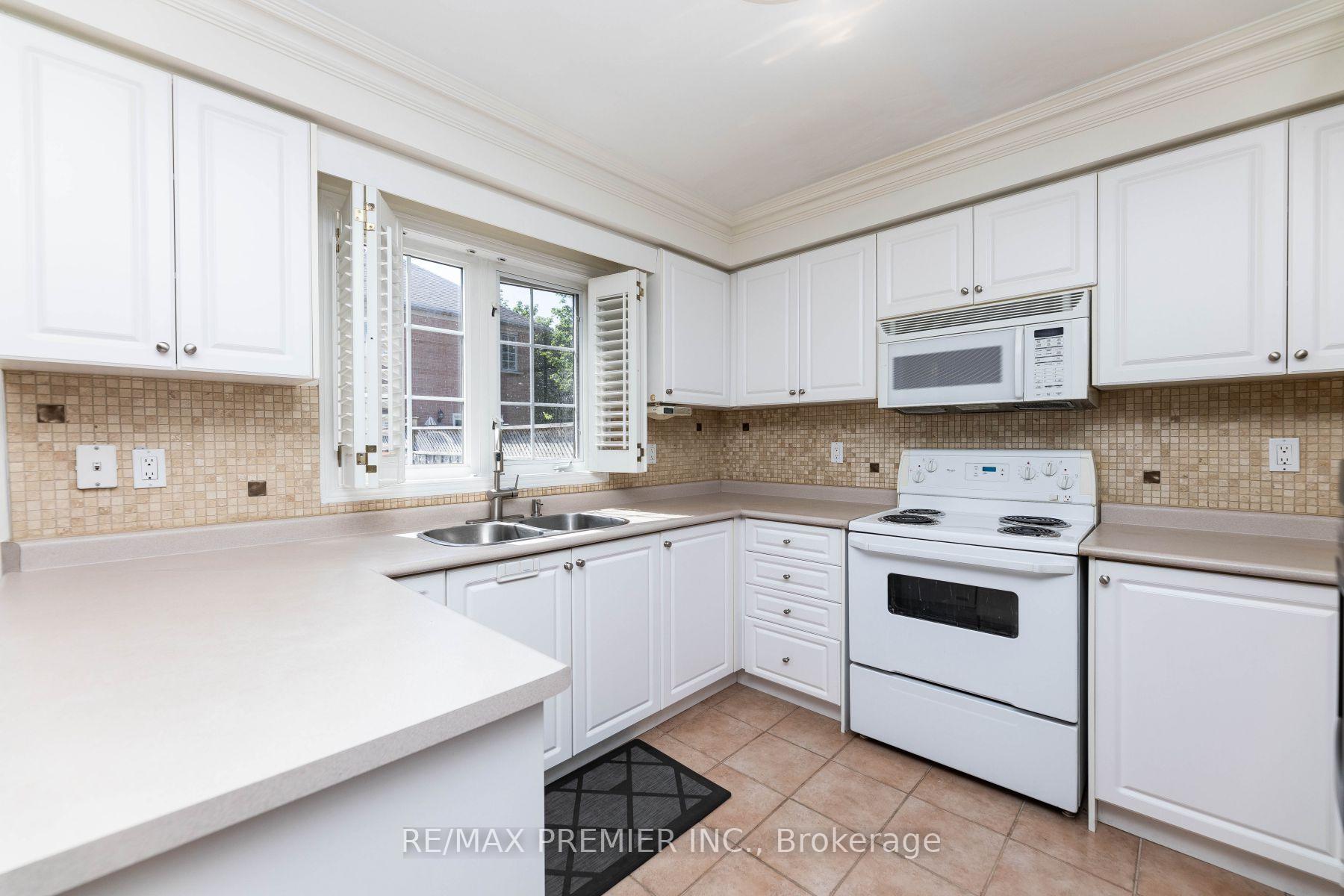 Photo 16 of Unit Upper, 56 Bologna Road, Vaughan, Vellore Village — HOMEH