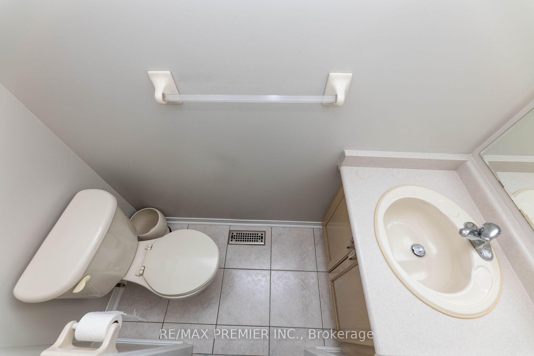 Photo 17 of Unit Upper, 56 Bologna Road, Vaughan, Vellore Village — HOMEH