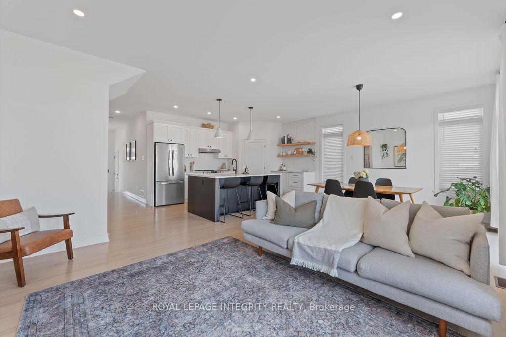 Photo 12 of 118 Thomas Street S, Arnprior — HOMEH