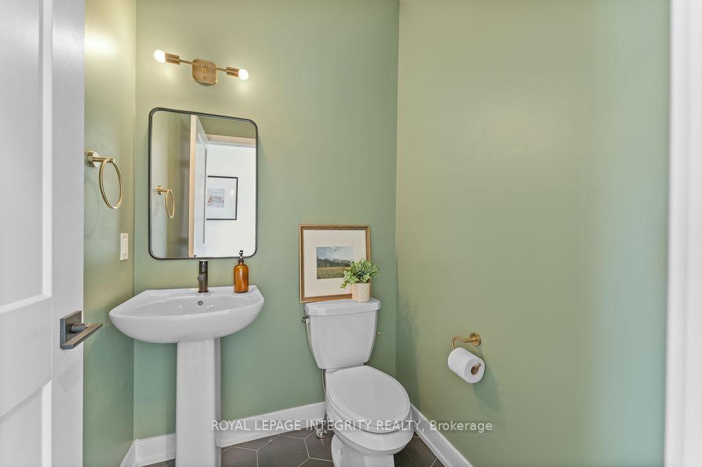 Photo 33 of 118 Thomas Street S, Arnprior — HOMEH