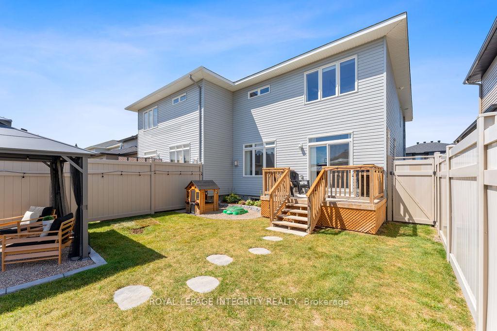 Photo 35 of 118 Thomas Street S, Arnprior — HOMEH