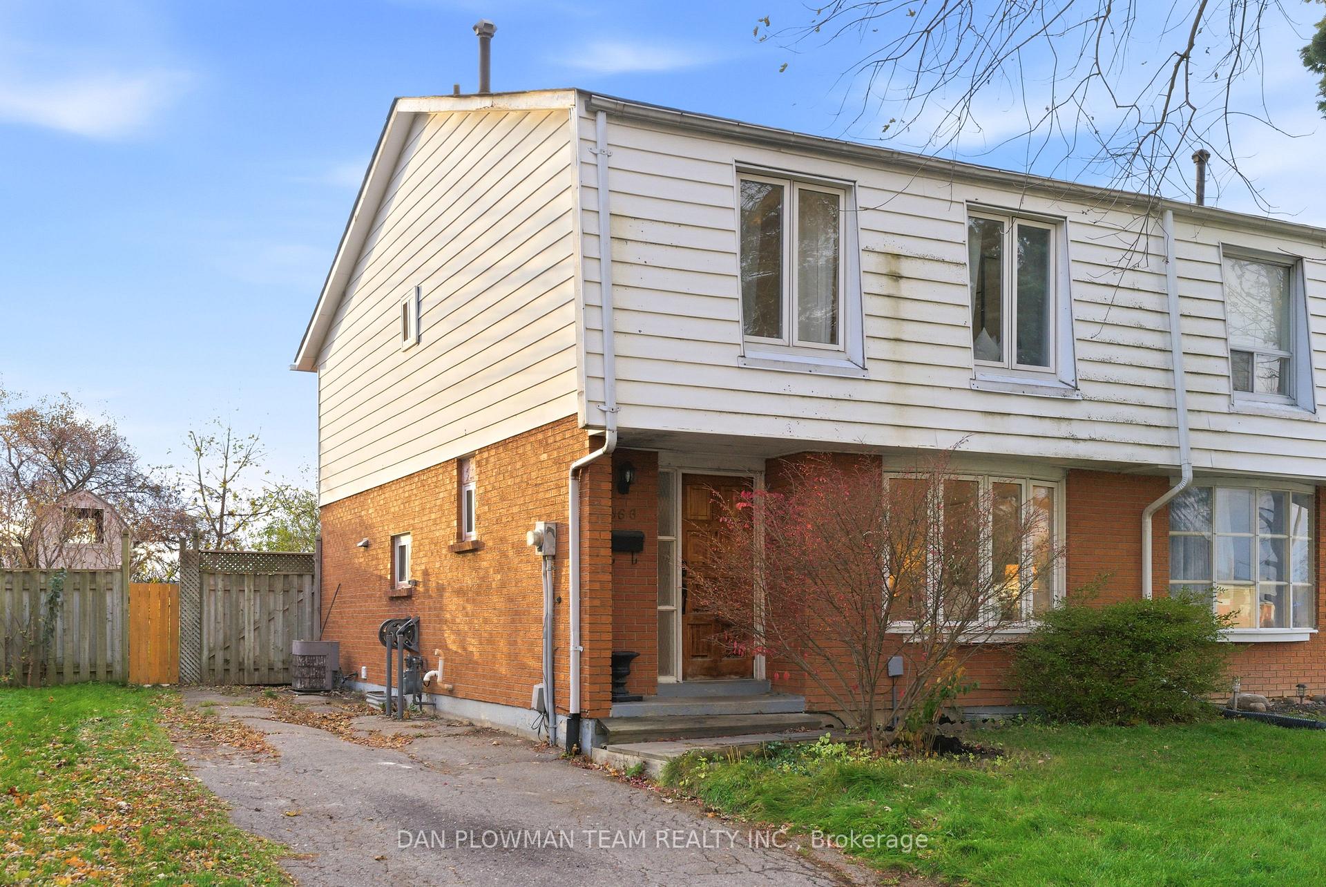 Photo 3 of 366 Rosedale Drive, Whitby, Downtown Whitby — HOMEH