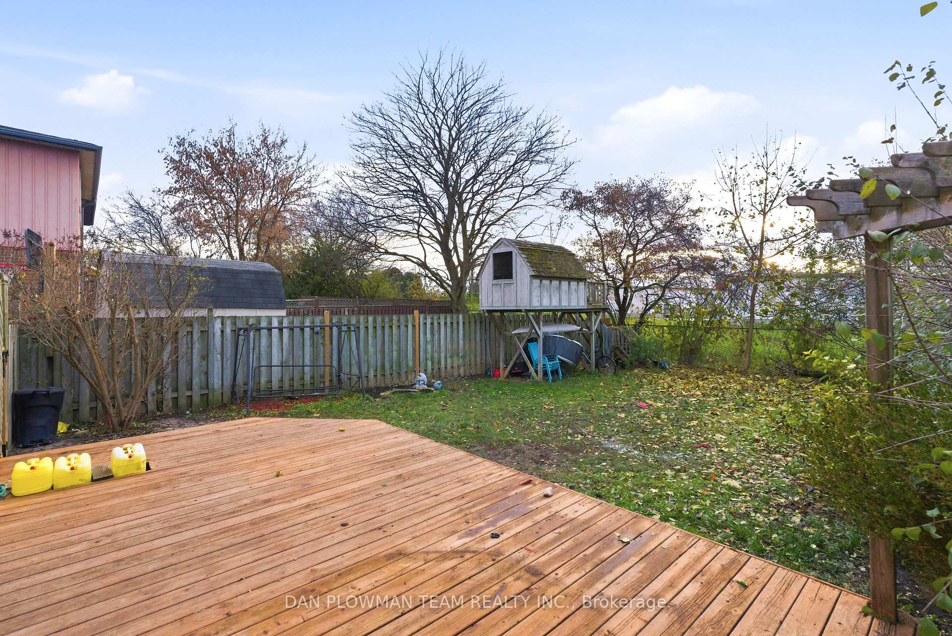 Photo 33 of 366 Rosedale Drive, Whitby, Downtown Whitby — HOMEH