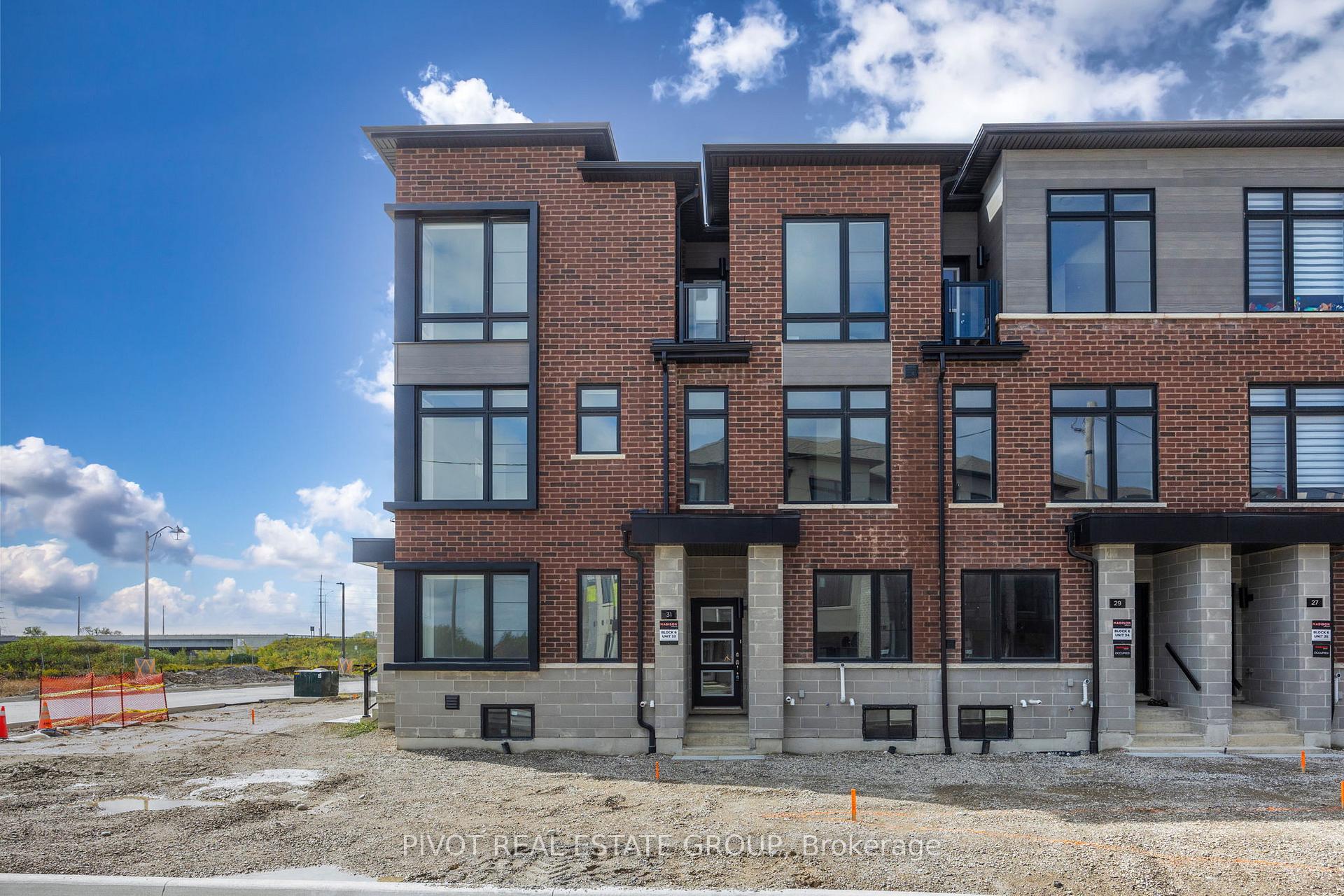 Photo 1 of 31 Pluto Way, Whitby, Brooklin — HOMEH