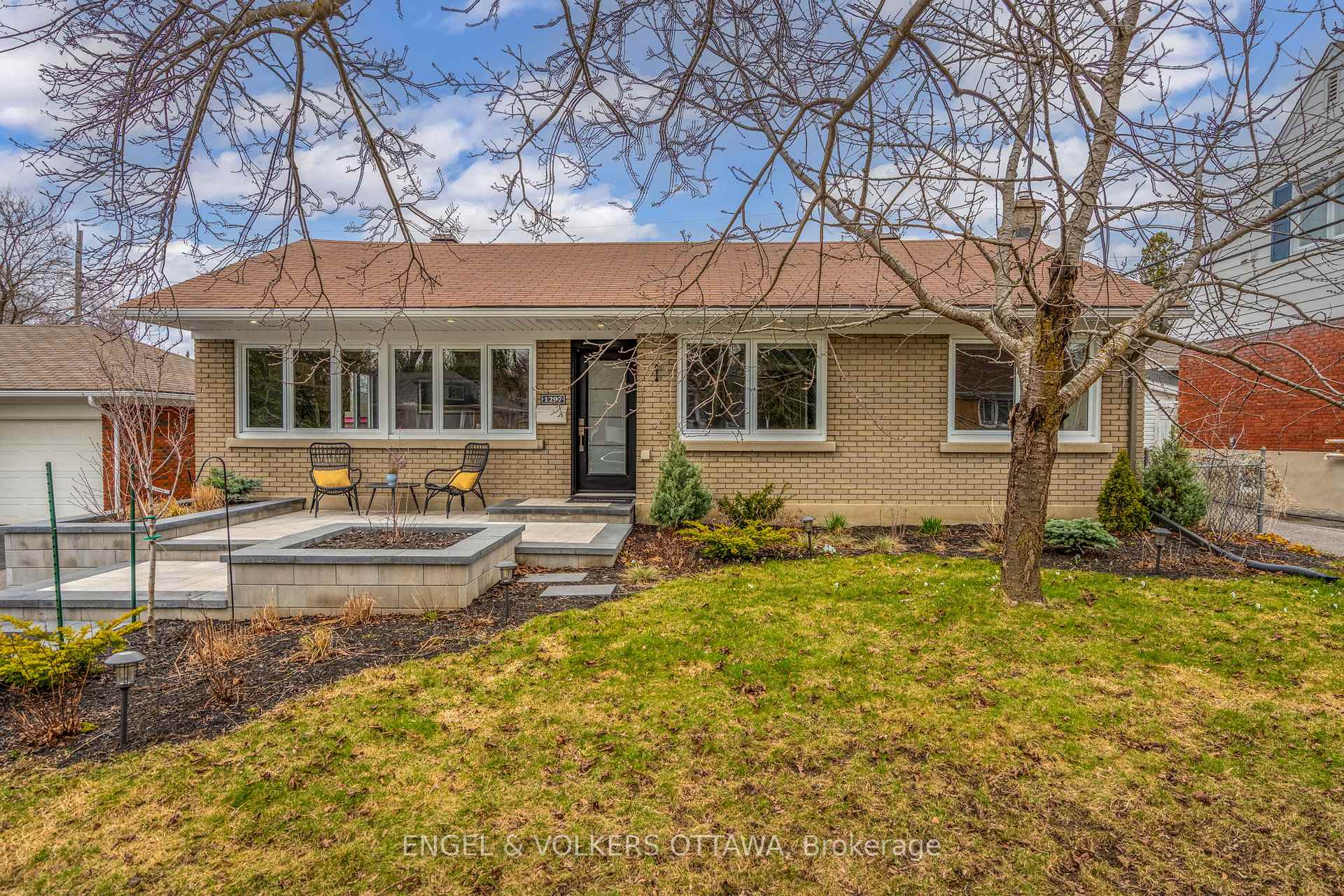 Photo 1 of 1297 Snowdon Street, Ottawa, Alta Vista — HOMEH
