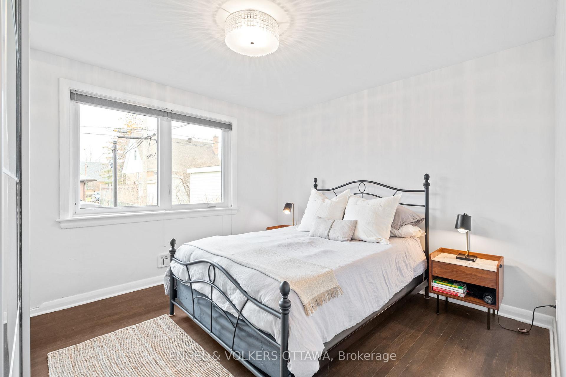 Photo 10 of 1297 Snowdon Street, Ottawa, Alta Vista — HOMEH