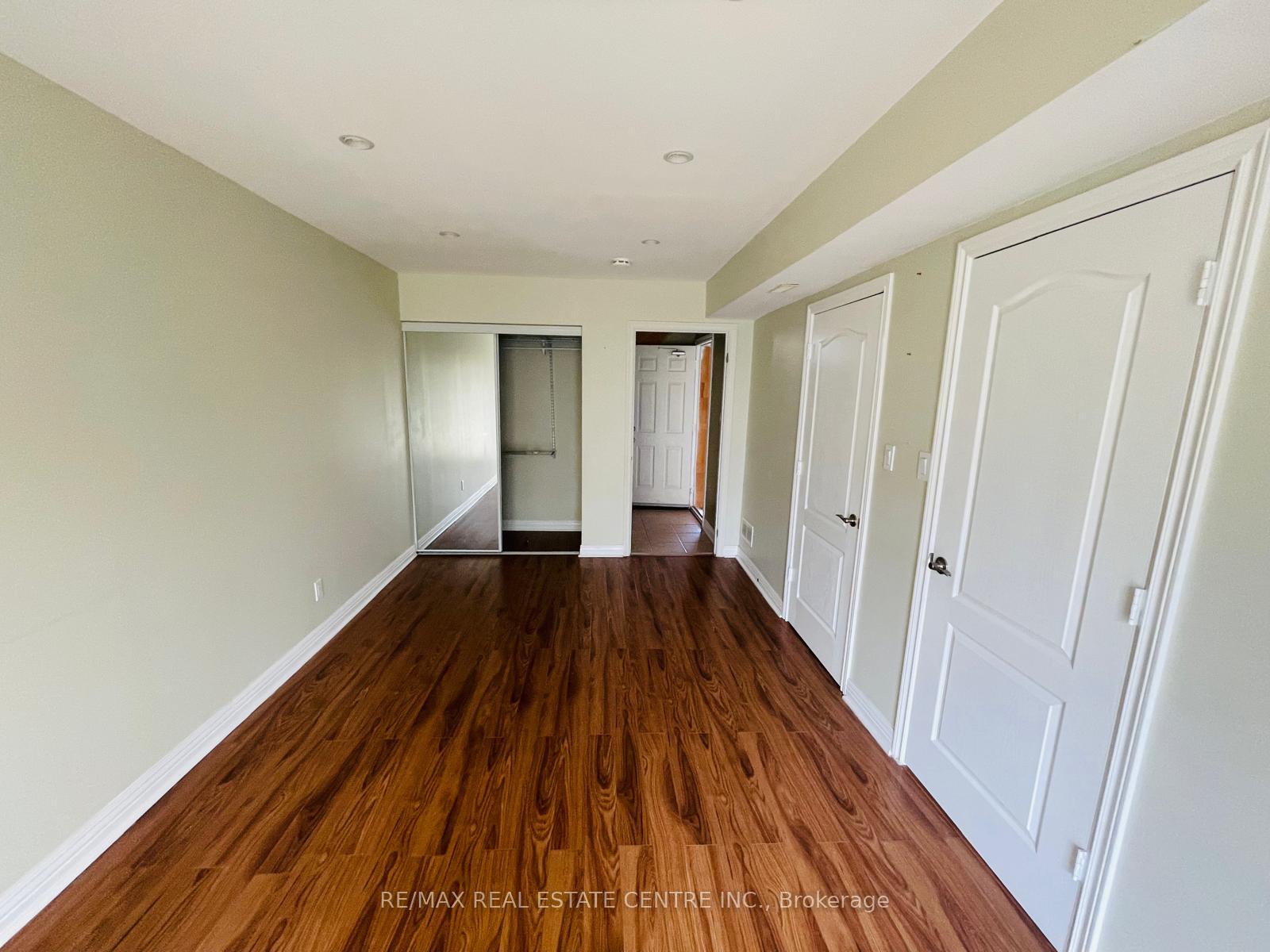 Photo 3 of 38 Rustwood Road, Vaughan, Patterson — HOMEH