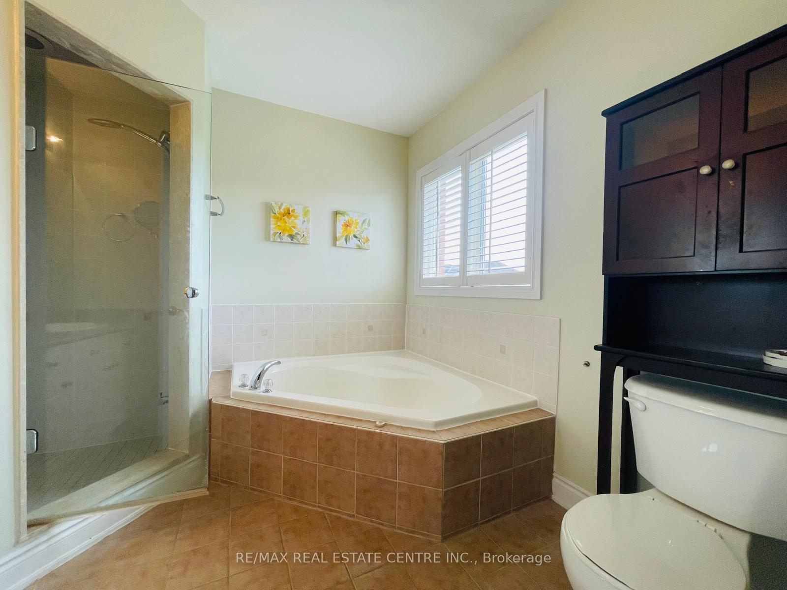 Photo 19 of 38 Rustwood Road, Vaughan, Patterson — HOMEH