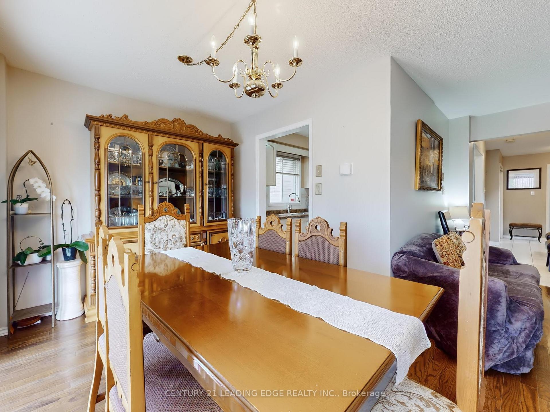 Photo 12 of 36 Opera Place, Vaughan, East Woodbridge — HOMEH
