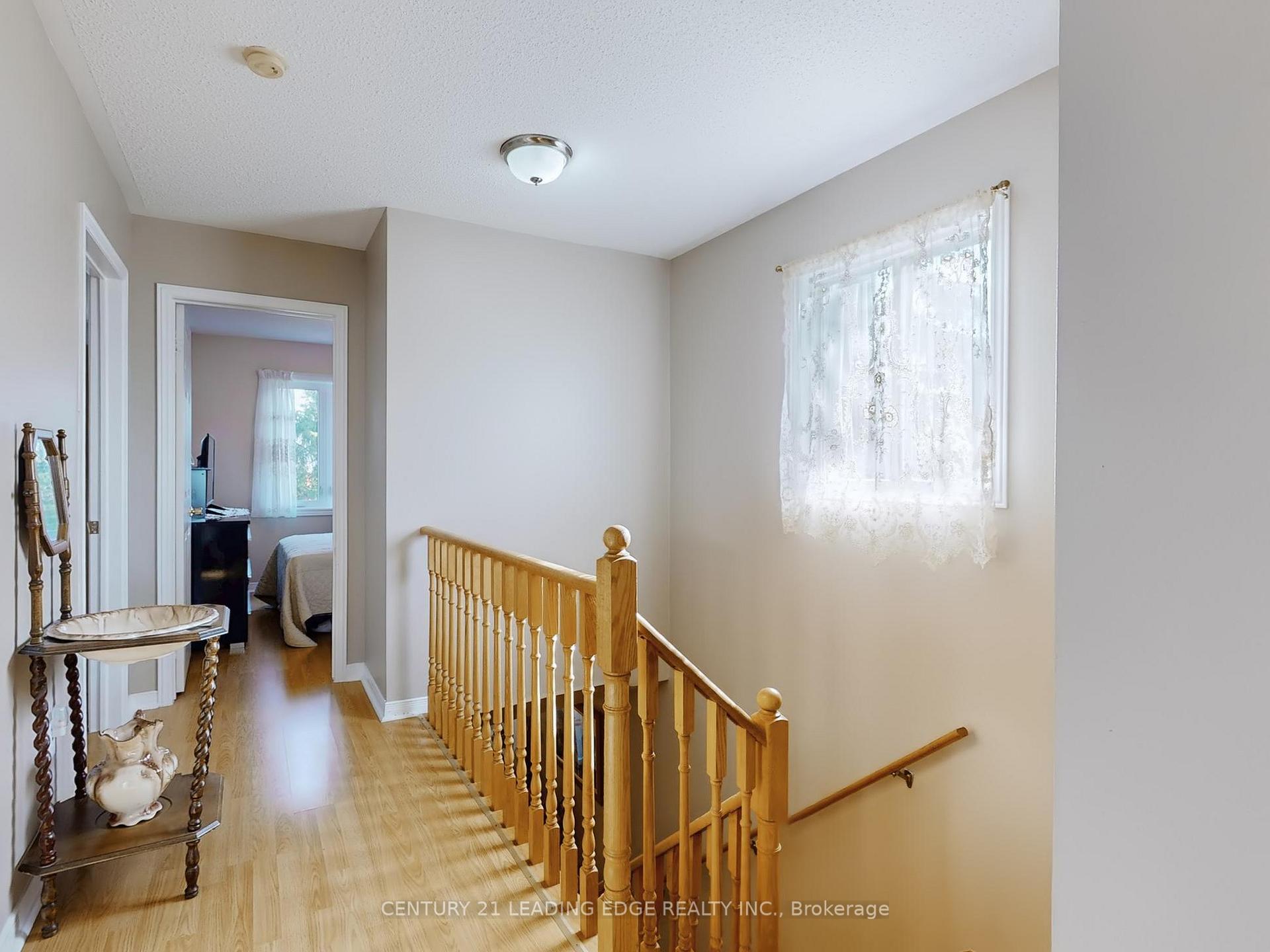 Photo 14 of 36 Opera Place, Vaughan, East Woodbridge — HOMEH