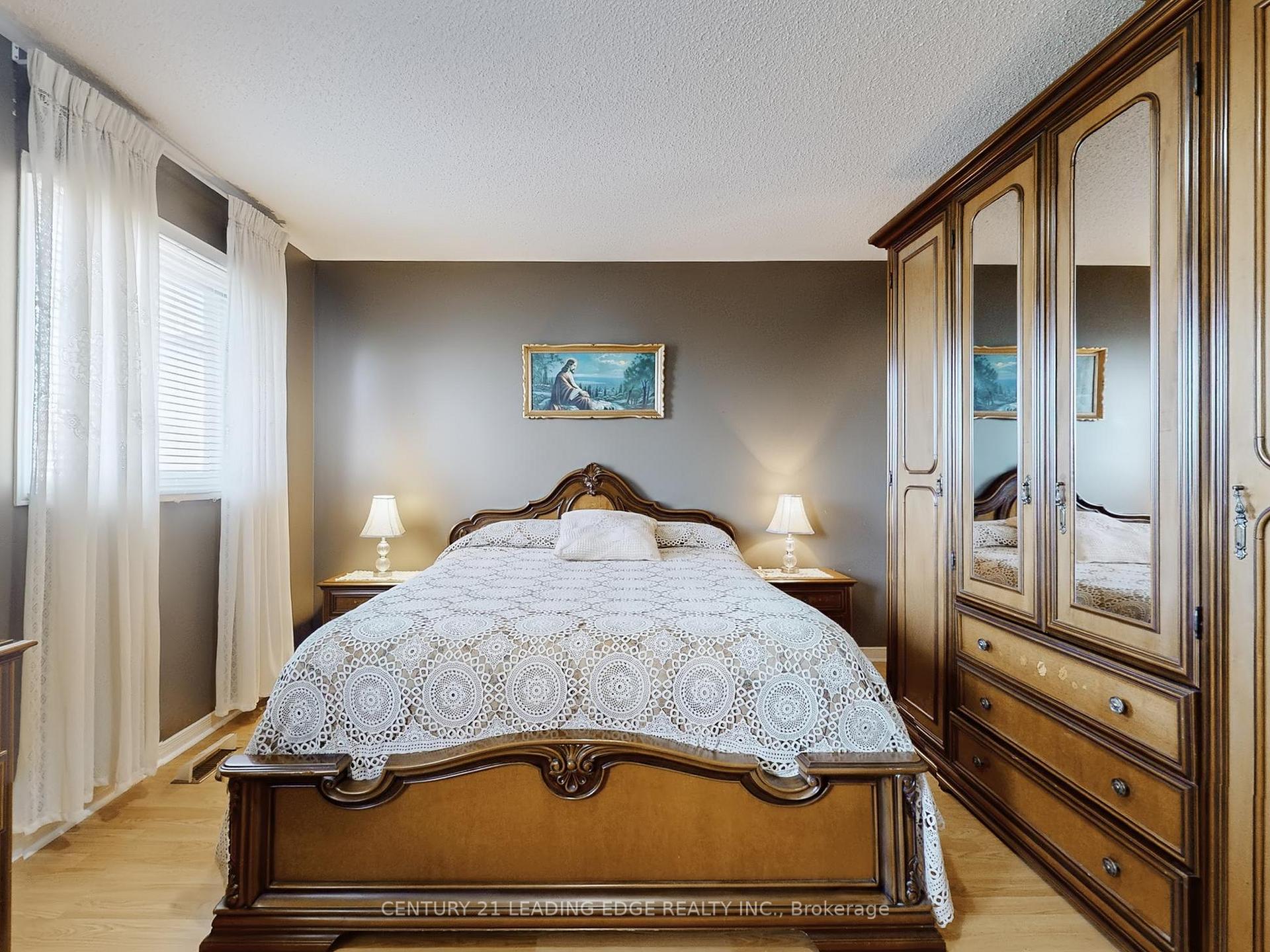Photo 16 of 36 Opera Place, Vaughan, East Woodbridge — HOMEH