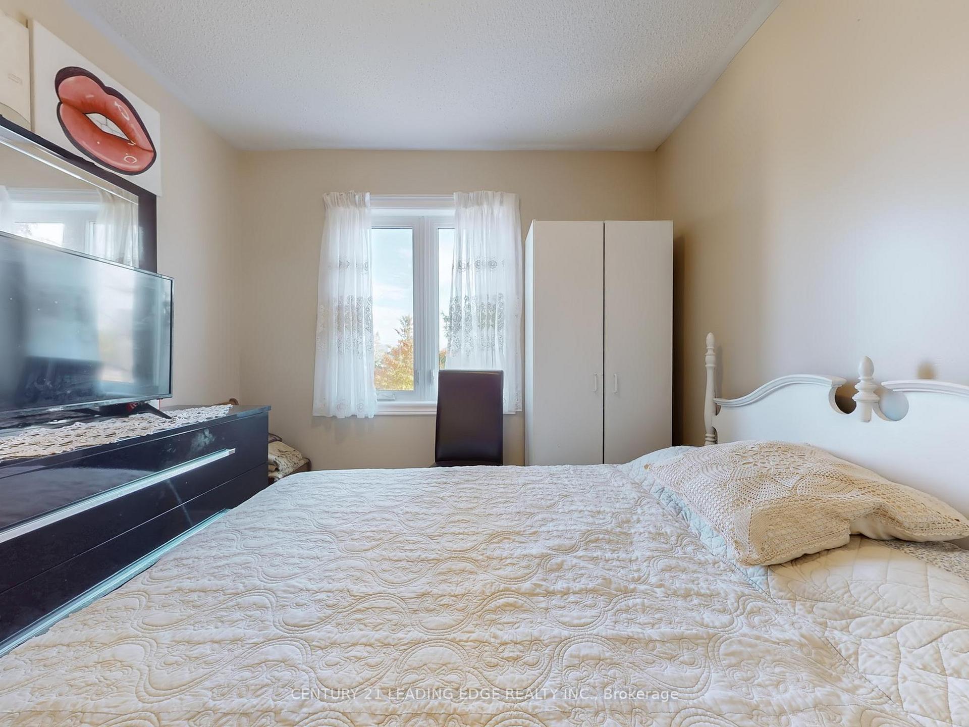 Photo 19 of 36 Opera Place, Vaughan, East Woodbridge — HOMEH