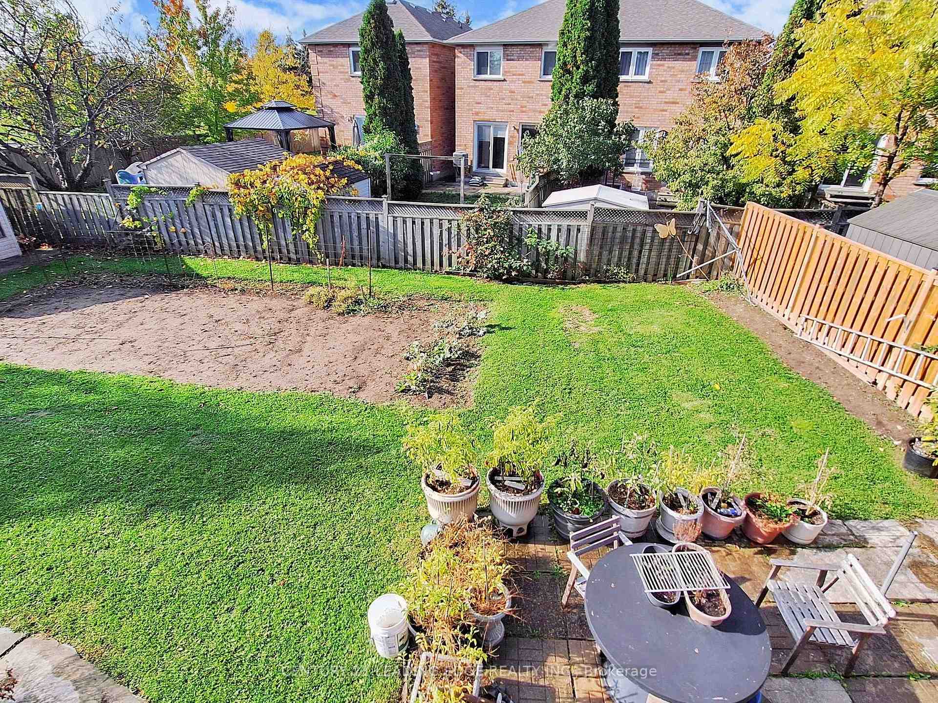 Photo 27 of 36 Opera Place, Vaughan, East Woodbridge — HOMEH