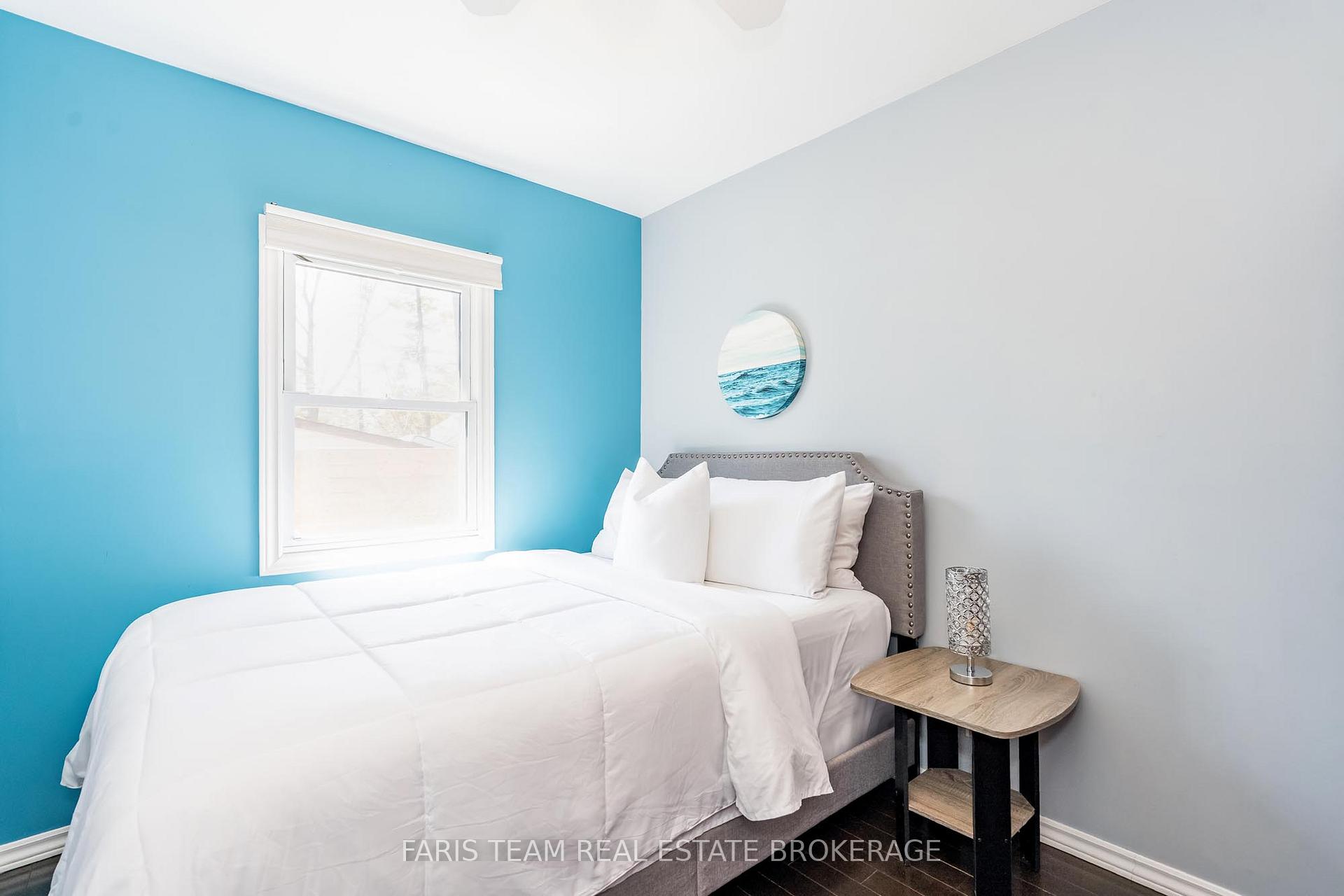 Photo 12 of 24 Old Mosley Street, Wasaga Beach — HOMEH