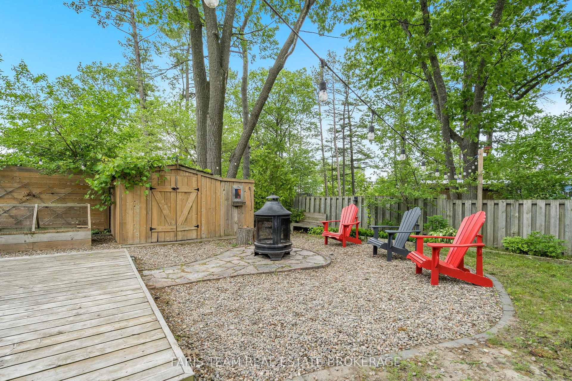 Photo 16 of 24 Old Mosley Street, Wasaga Beach — HOMEH