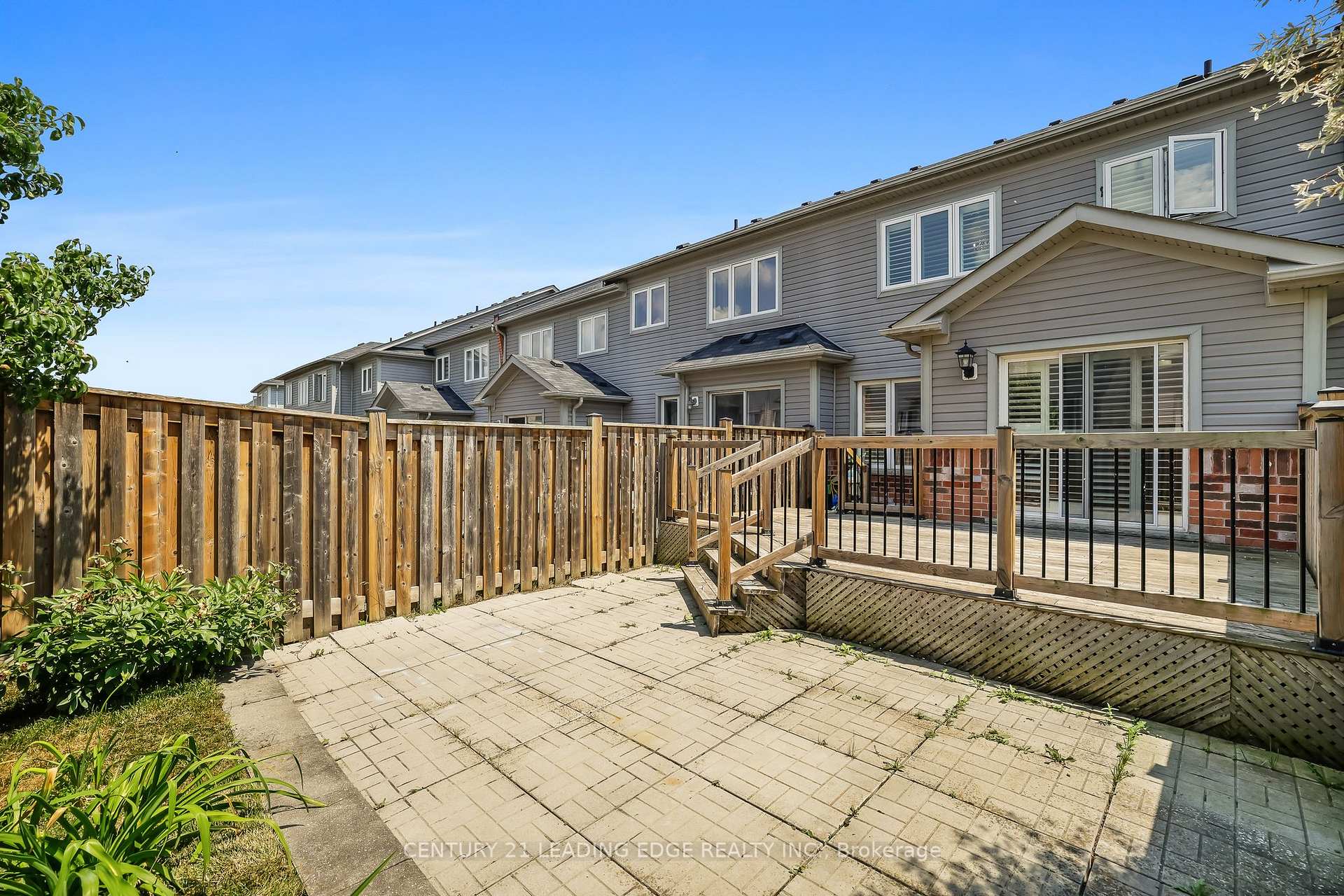 Photo 4 of 28 Harbourside Drive, Whitby, Port Whitby — HOMEH