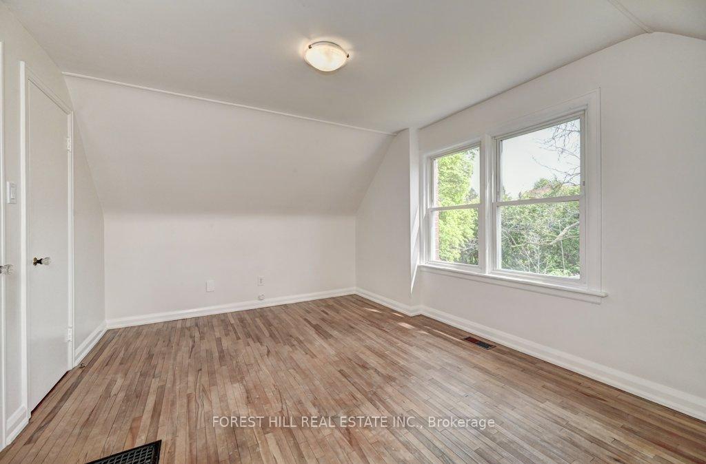 Photo 21 of 229 Neilson Avenue, Waterloo — HOMEH