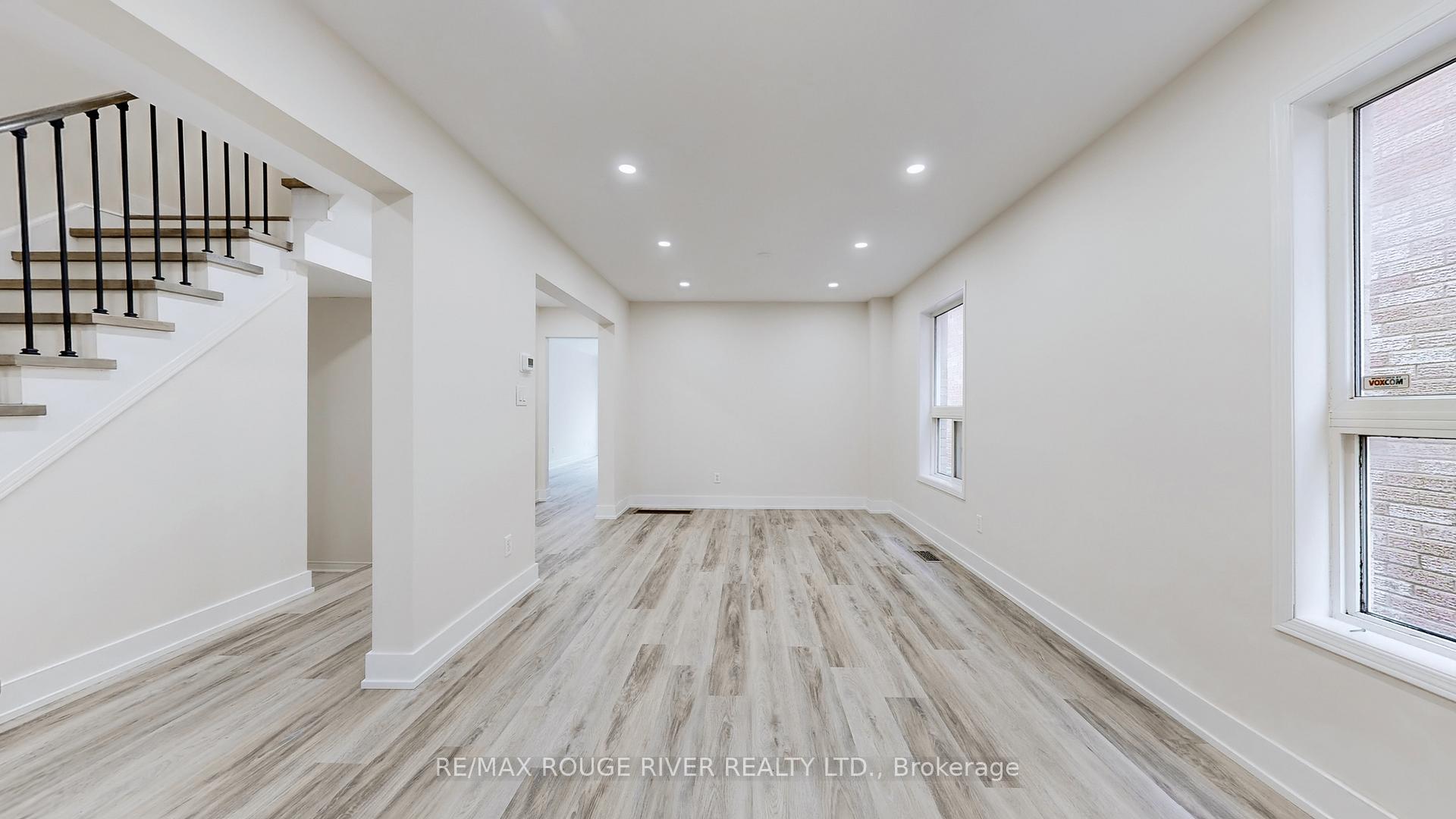 Photo 13 of 6 Hibbard Drive, Ajax, Central — HOMEH