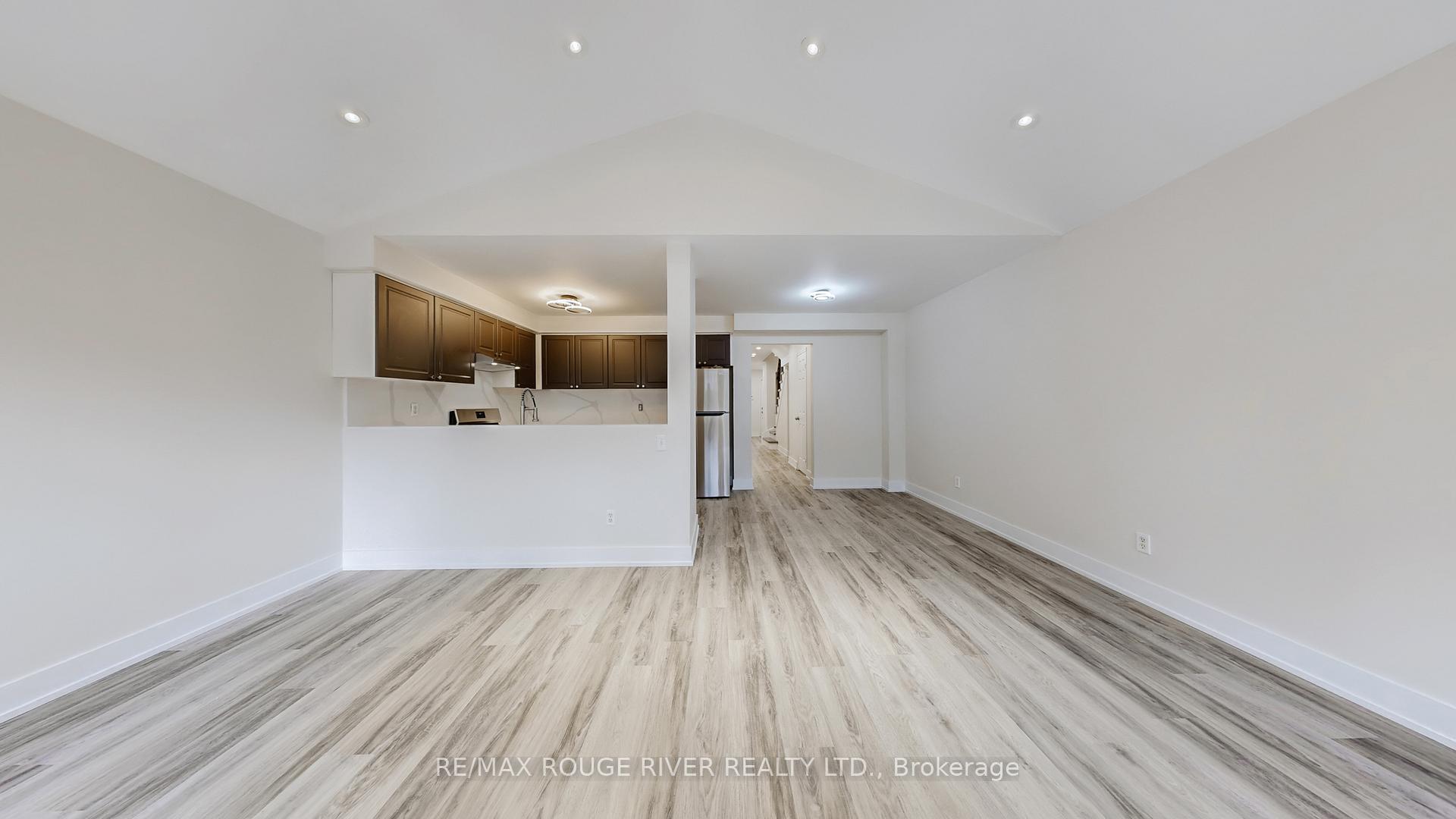 Photo 9 of 6 Hibbard Drive, Ajax, Central — HOMEH