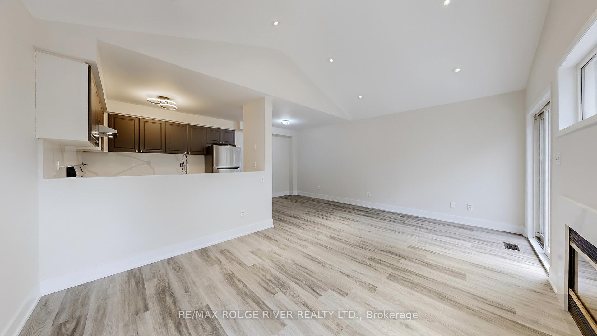 Photo 14 of 6 Hibbard Drive, Ajax, Central — HOMEH