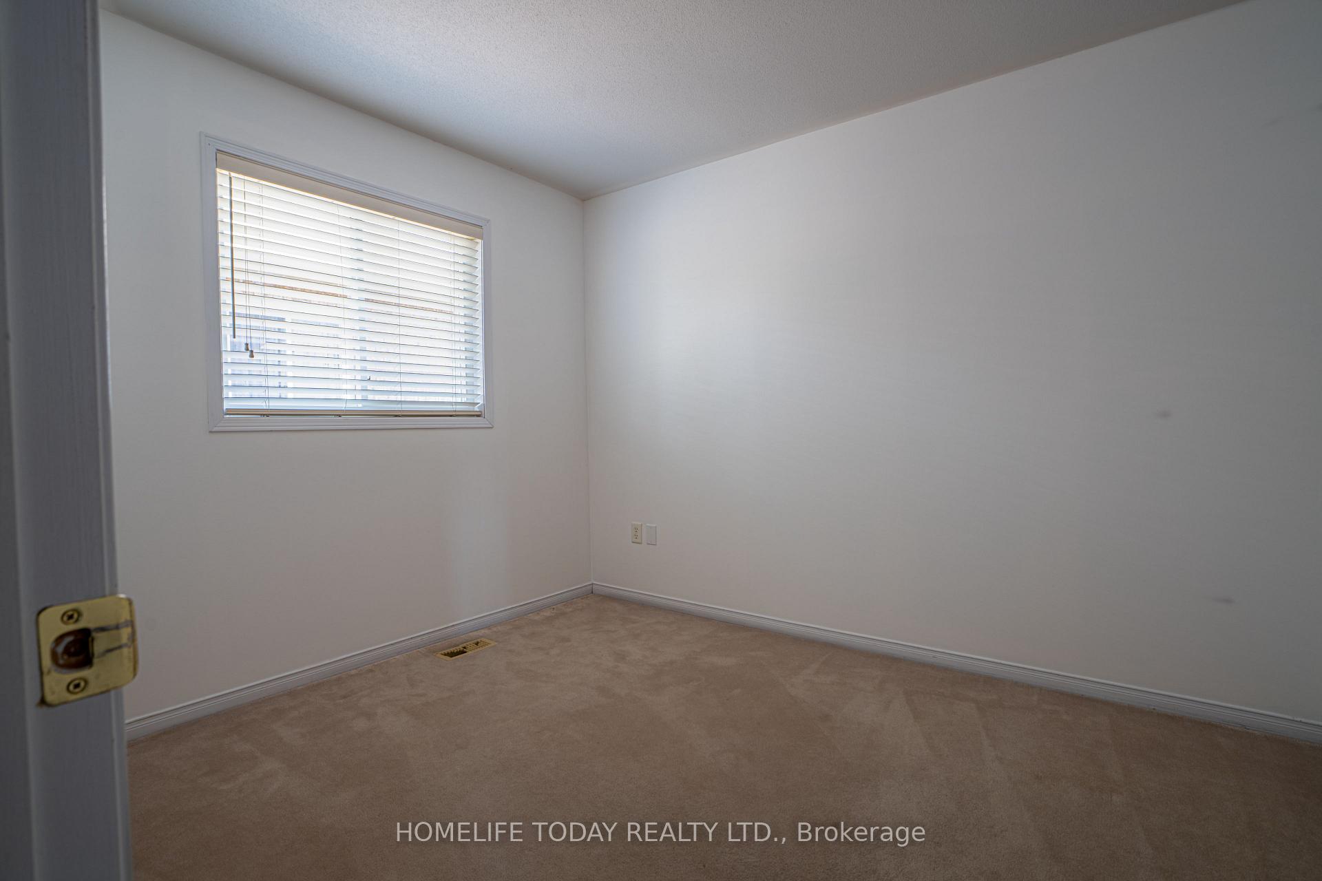 Photo 14 of Unit Main, 2 Pardon Avenue, Whitby, Williamsburg — HOMEH