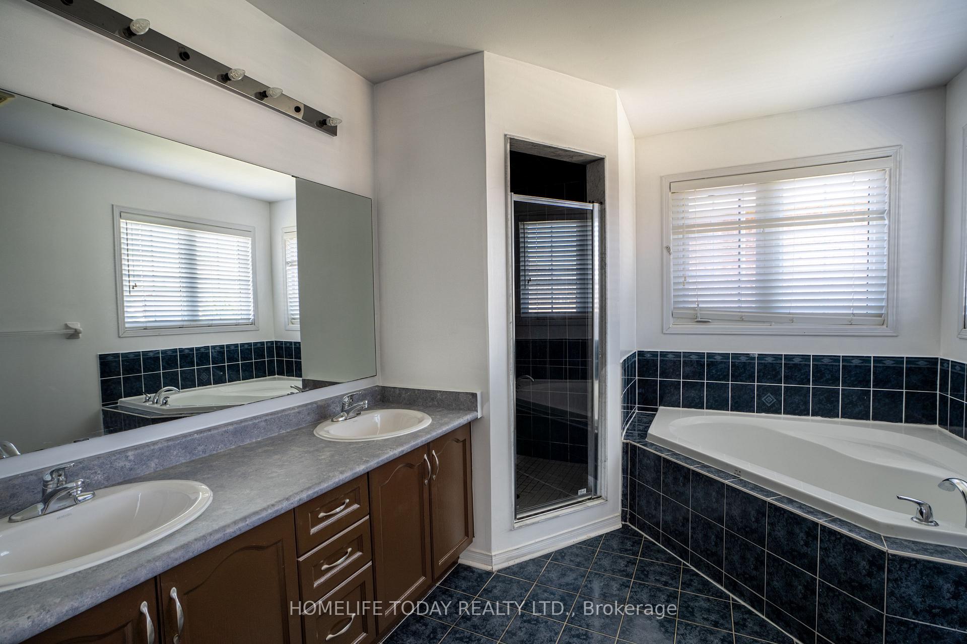 Photo 20 of Unit Main, 2 Pardon Avenue, Whitby, Williamsburg — HOMEH