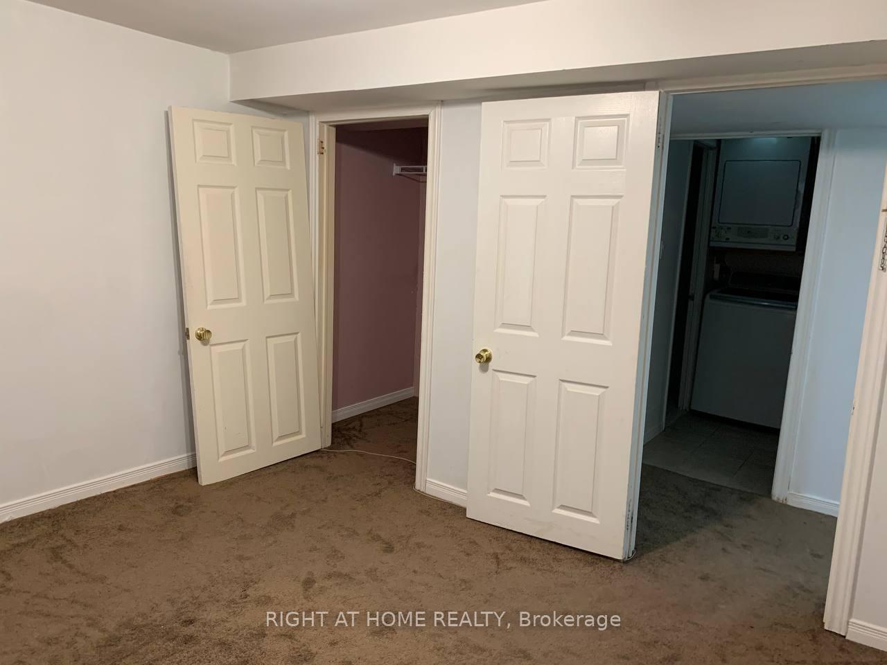 Photo 10 of 19 Patrice Crescent N, Vaughan, Crestwood-Springfarm-Yorkhill — HOMEH