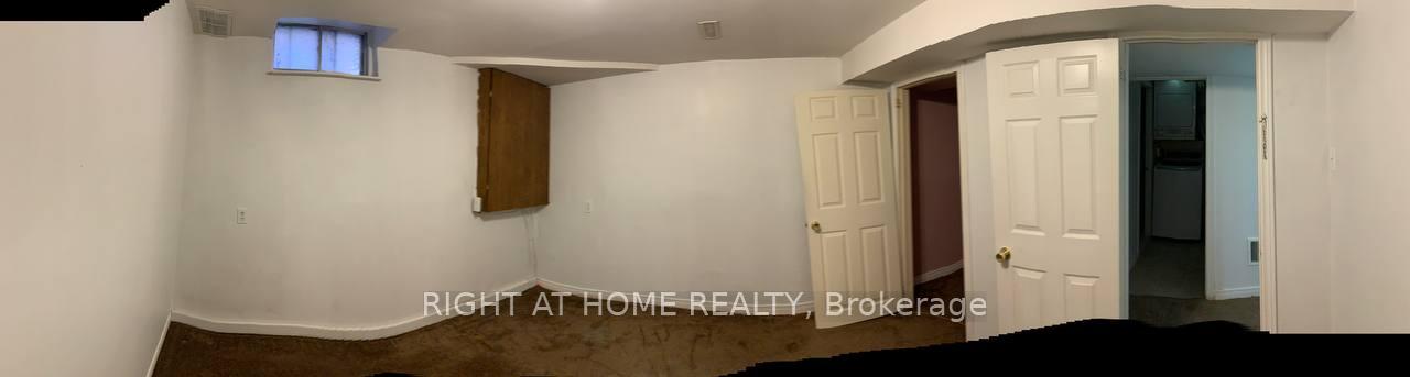 Photo 11 of 19 Patrice Crescent N, Vaughan, Crestwood-Springfarm-Yorkhill — HOMEH